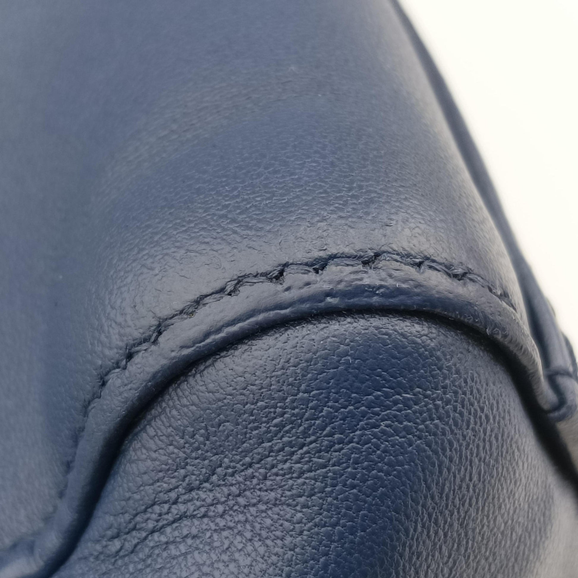 PEEKABOO mini Blue Leather 8BN244 8BN244-K4P-178-10429ピーカブー ミニ ブルー レザー 8BN244 8BN244-K4P-178-10429