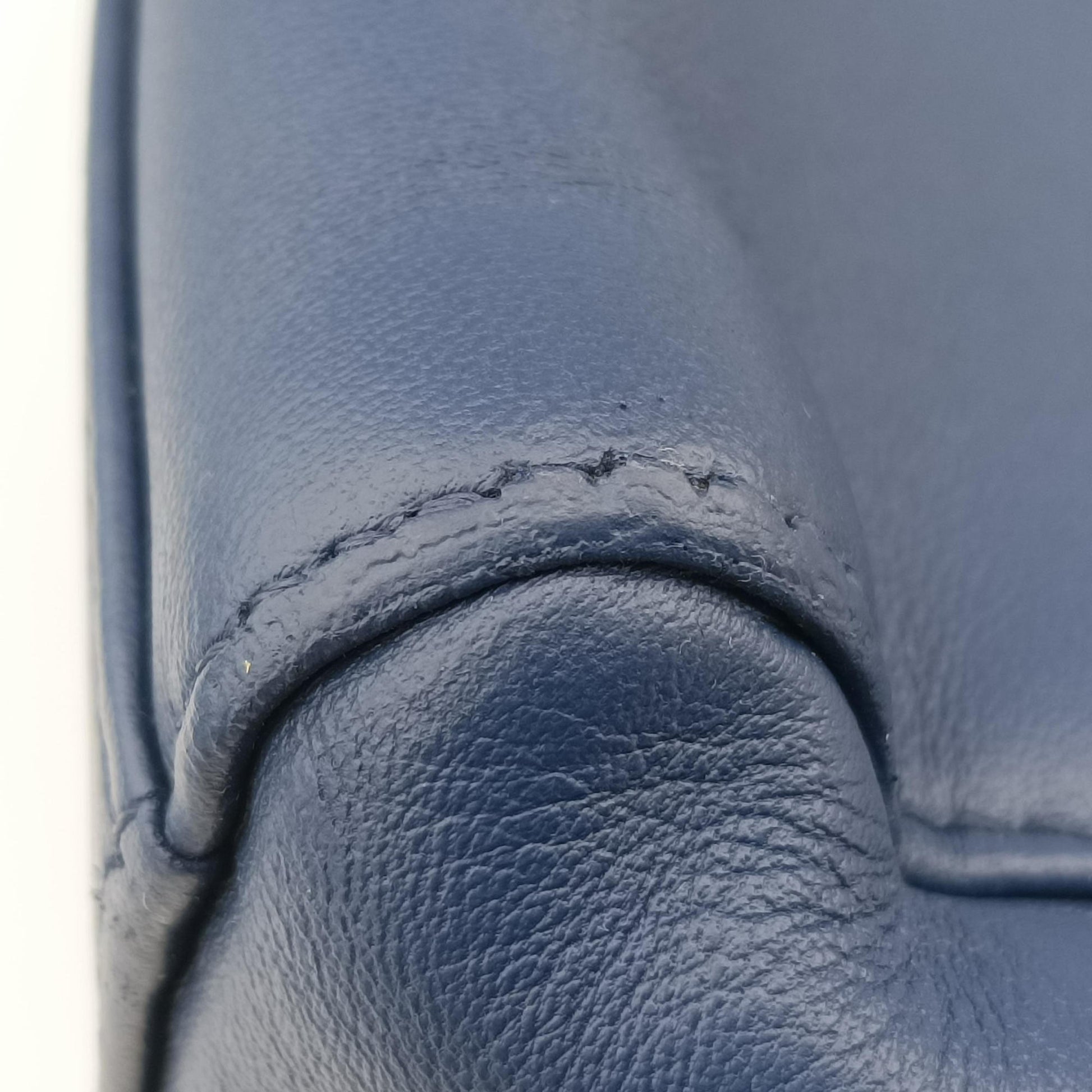 PEEKABOO mini Blue Leather 8BN244 8BN244-K4P-178-10429ピーカブー ミニ ブルー レザー 8BN244 8BN244-K4P-178-10429
