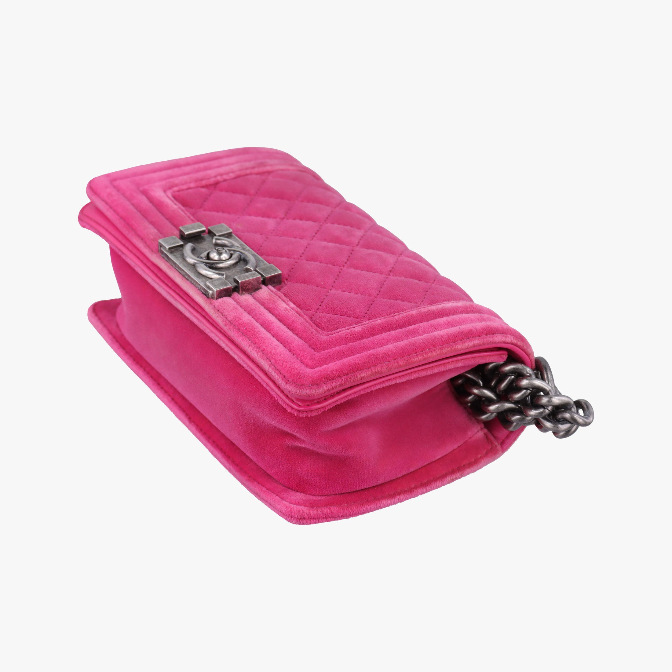 BOY CHANEL Rose velour A67416 18369592ボーイシャネル ローズ レッド ベロア A67416 18369592