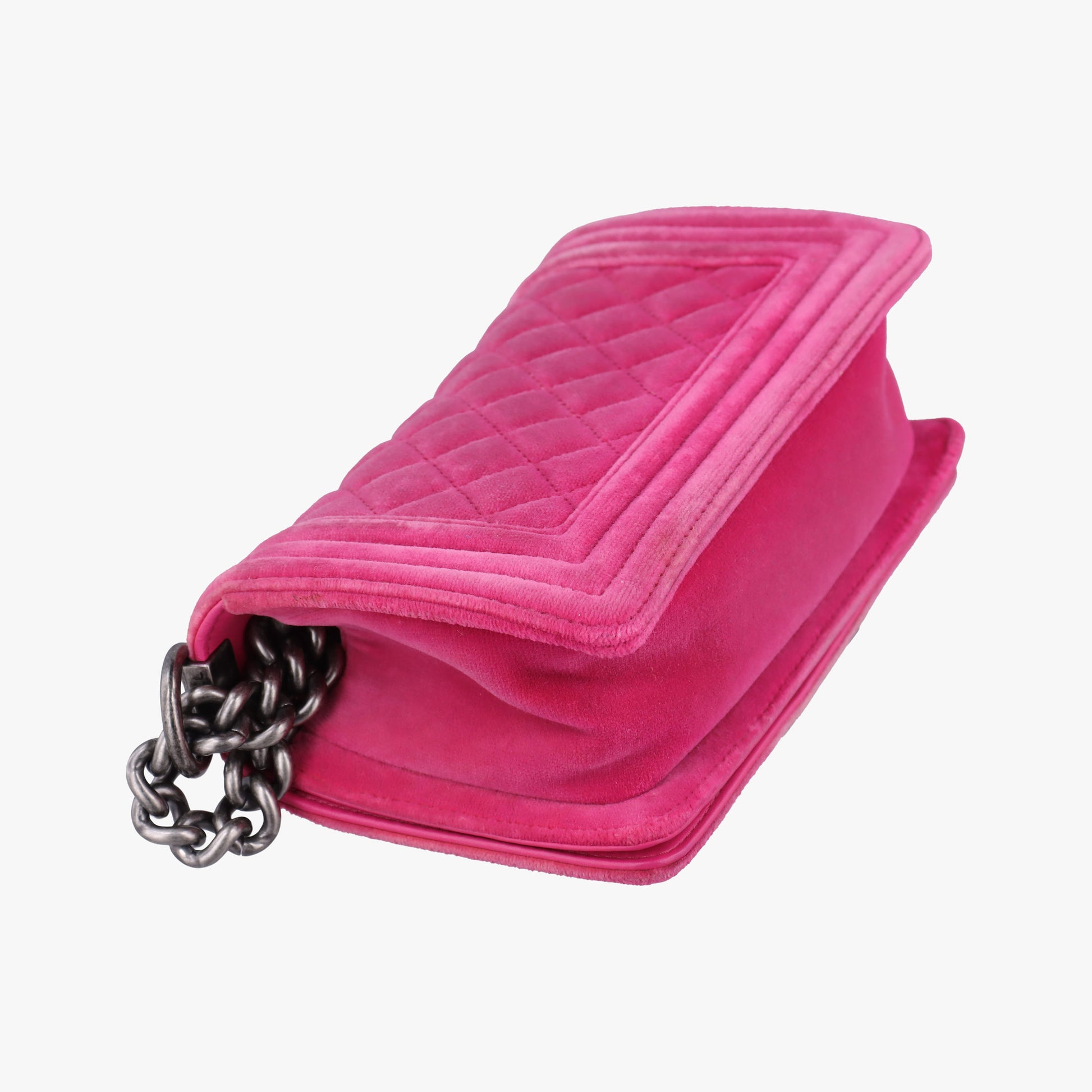BOY CHANEL Rose velour A67416 18369592ボーイシャネル ローズ レッド ベロア A67416 18369592