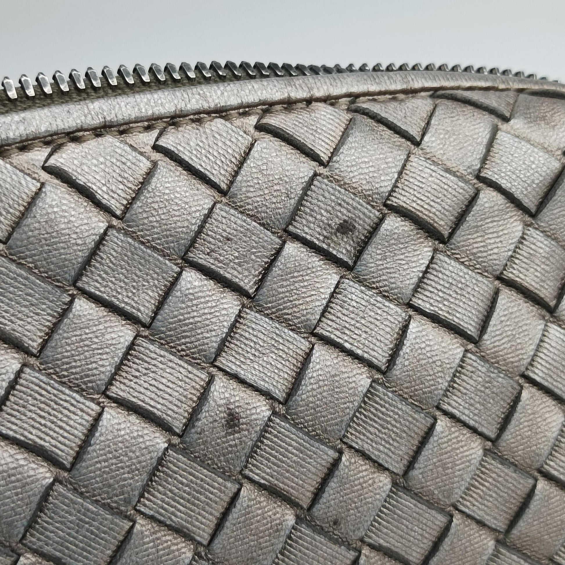 NODINI Intrecciato Silver Gray lambskin B06389674Zノディーニ イントレチャート シルバーグレー ラムスキン B06389674Z