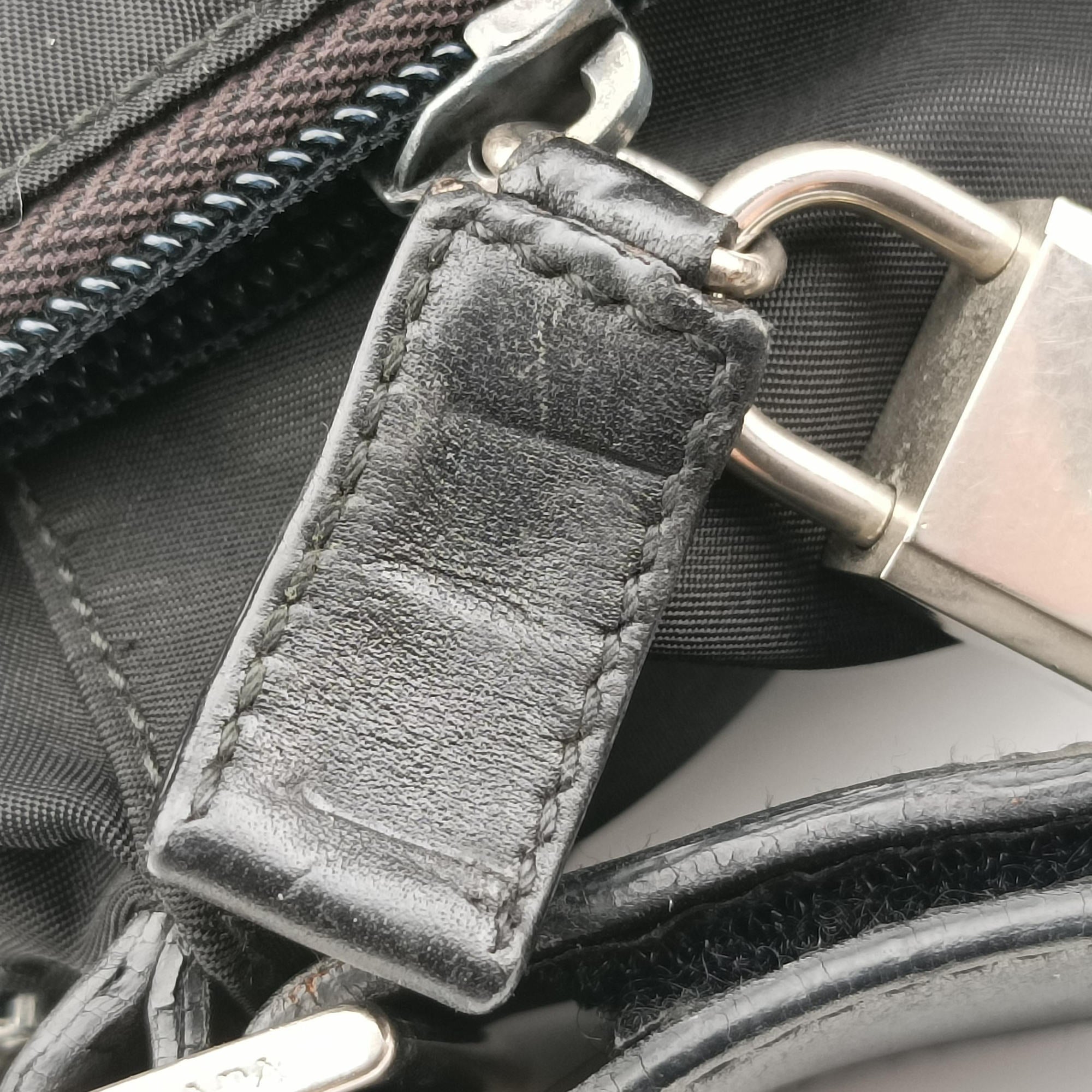 Tessuto Black Nylon 1BB024 129テスート ブラック ナイロン 1BB024 129