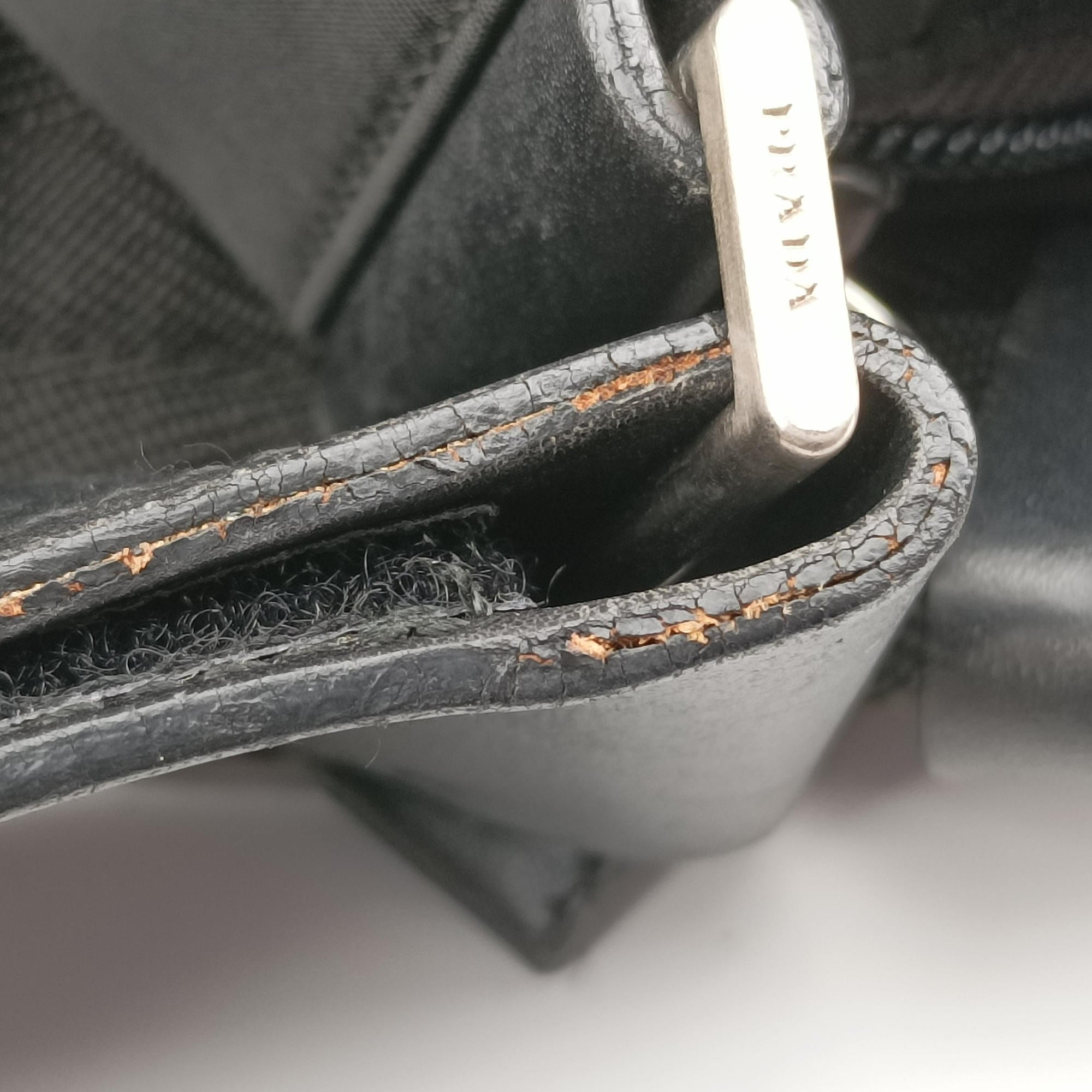 Tessuto Black Nylon 1BB024 129テスート ブラック ナイロン 1BB024 129