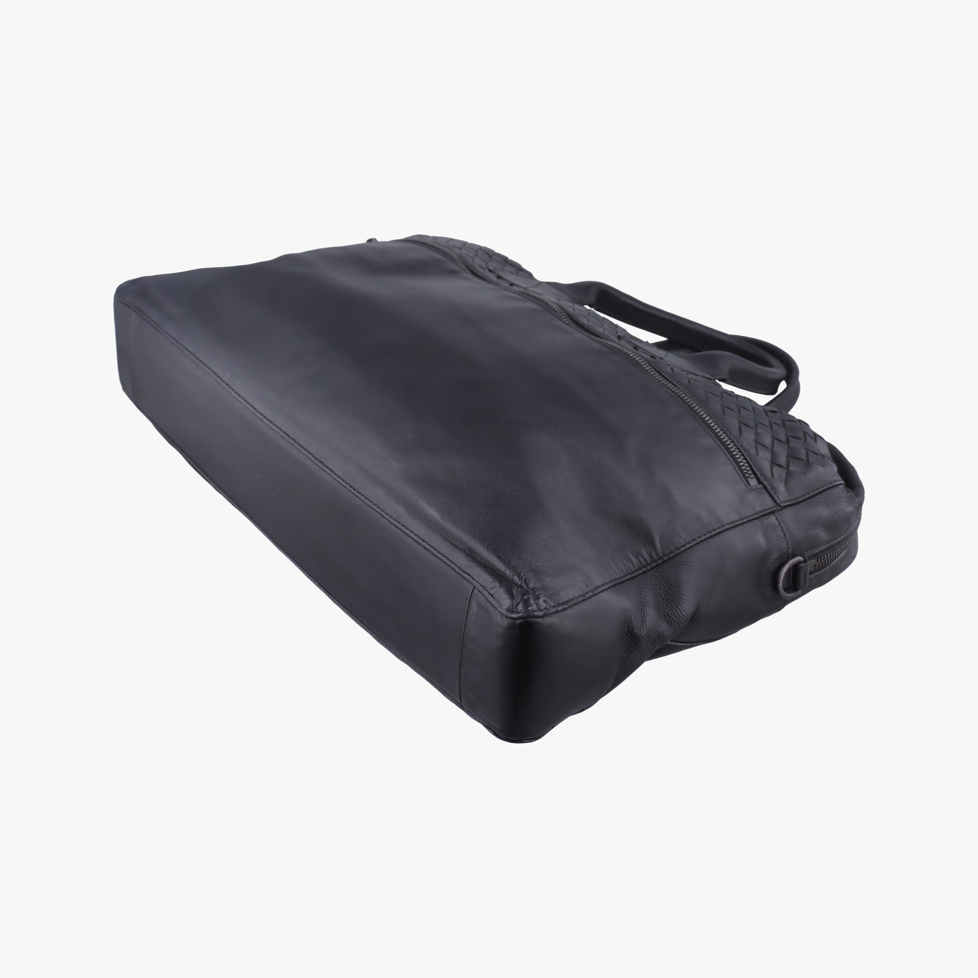 Intrecciato Black lambskin B05420160Dイントレチャート ブラック ラムスキン B05420160D
