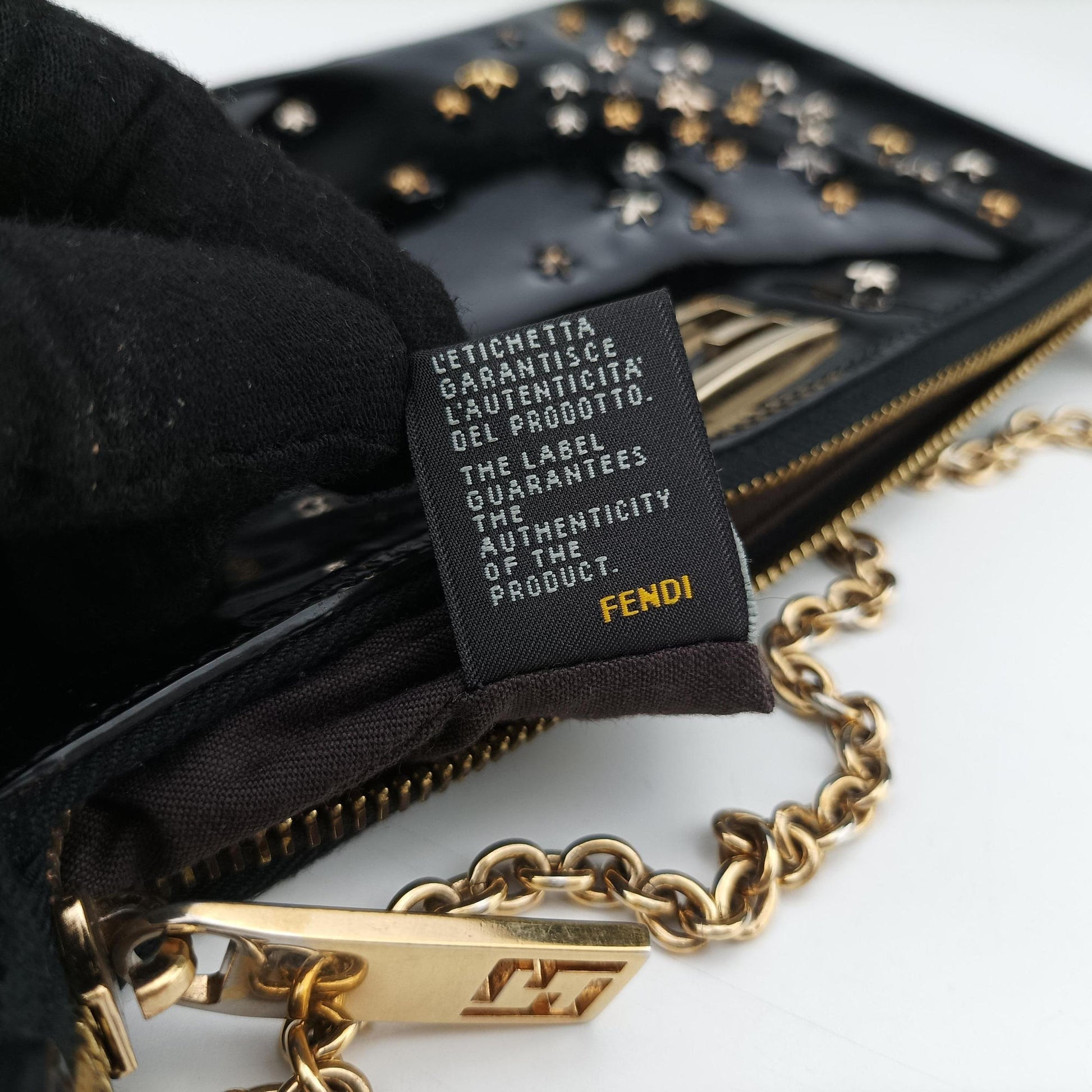 Star Studded Black Patent 8M0250 8M0250.FB1.118.2384スター スタッデッド ブラック パテント 8M0250 8M0250.FB1.118.2384