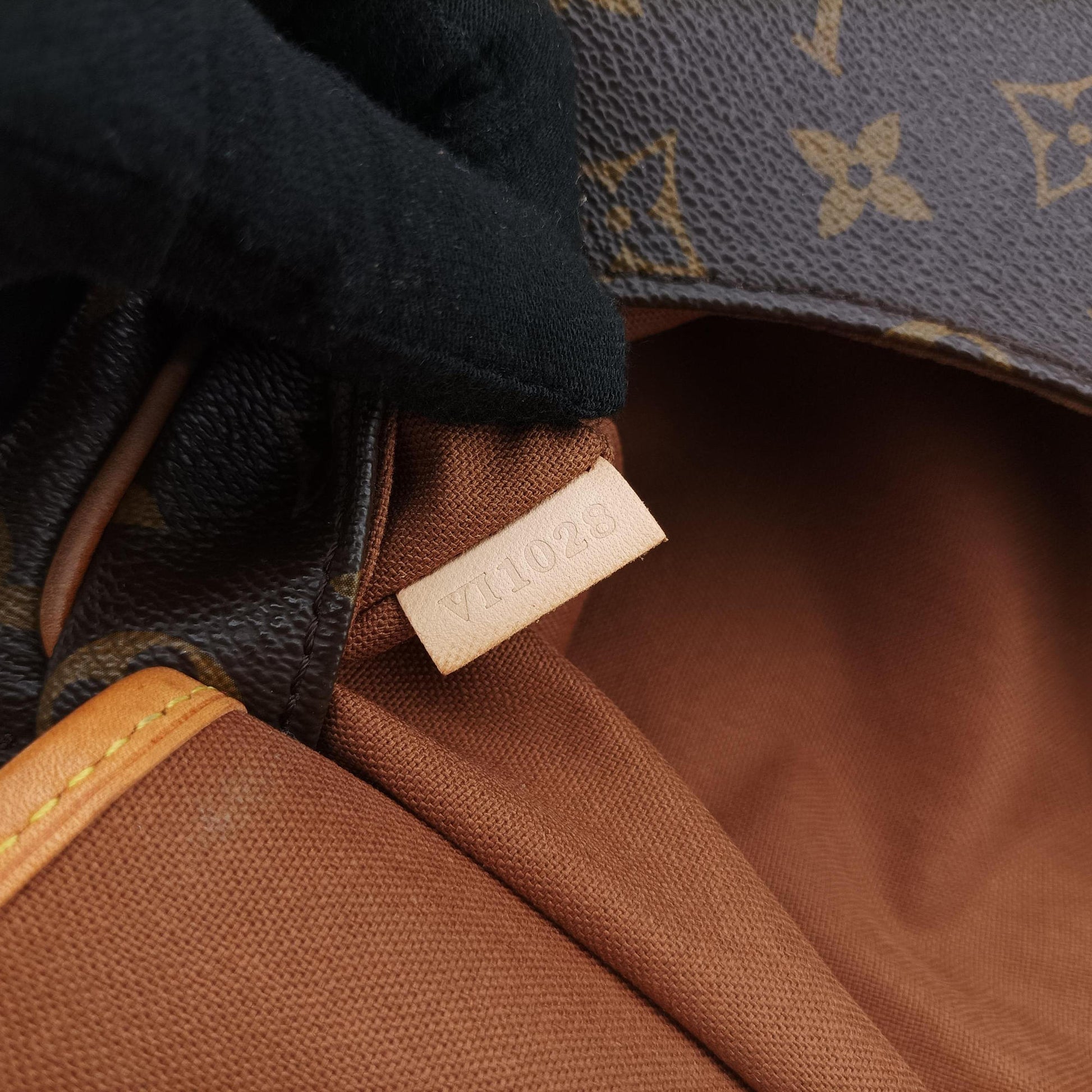 TULUM PM Brown Monogram Canvas M40076 VI1028トゥラムPM モノグラム/ブラウン モノグラムキャンバス M40076 VI1028