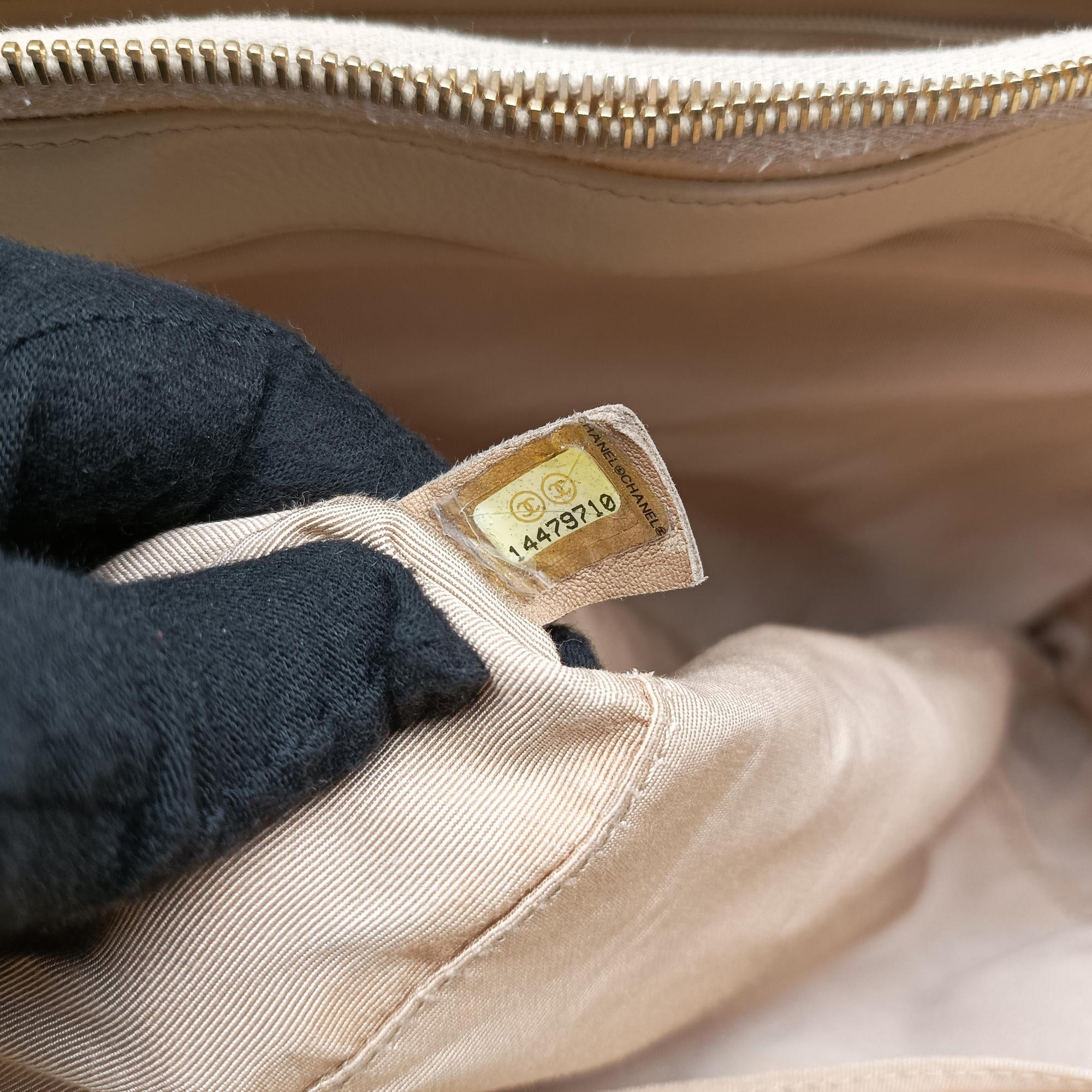 Matelasse Cocomark GST Beige caviar skin A50995 14479710マトラッセ ココマークGST ベージュ キャビアスキン A50995 14479710