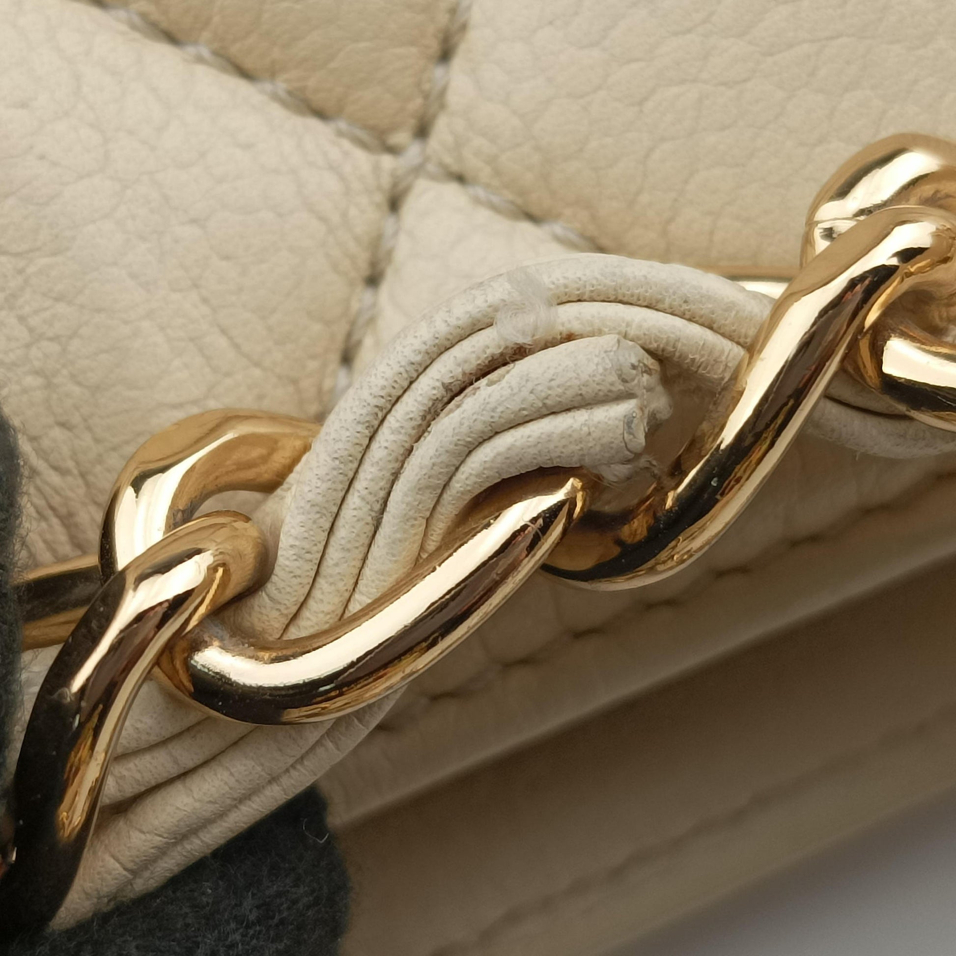 Matelasse Cocomark GST Beige caviar skin A50995 14479710マトラッセ ココマークGST ベージュ キャビアスキン A50995 14479710