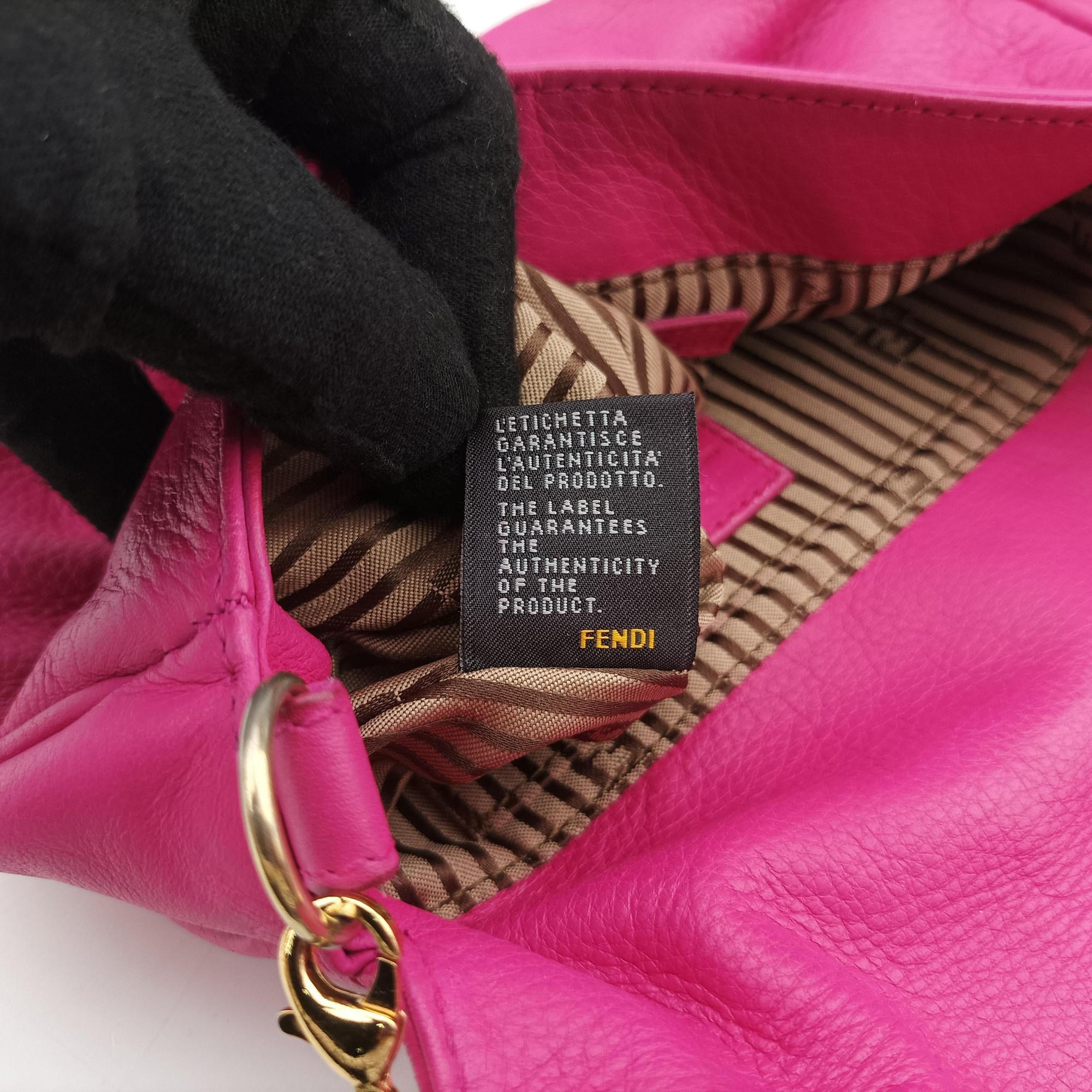 Fendista Pochette Rose Leather 8M0276 8M0276-ANG-128-2566フェンディスタ ポシェット ローズ レッド レザー 8M0276 8M0276-ANG-128-2566