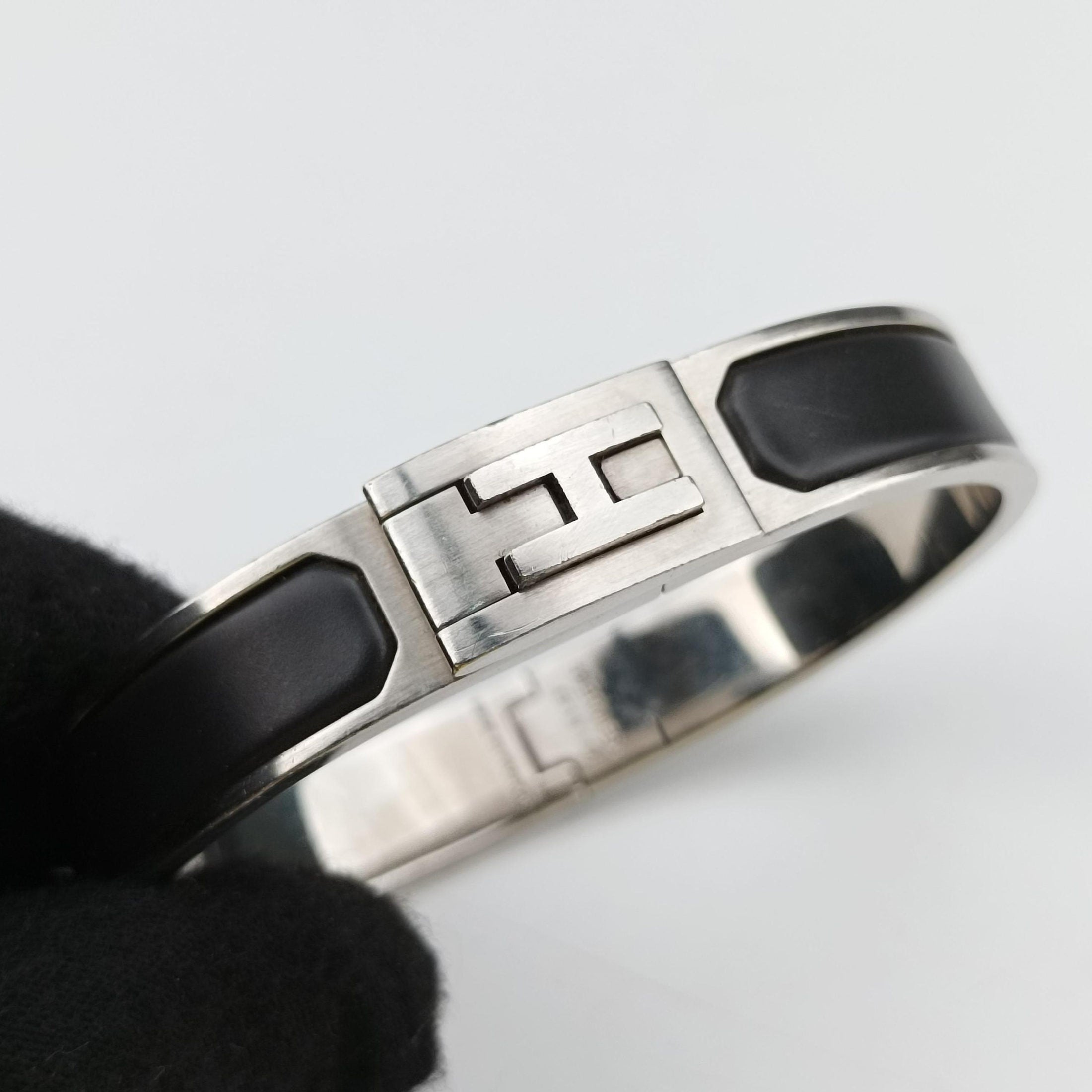 Jet SilverxBlack GP FI1117ジェット シルバーxブラック GP FI1117