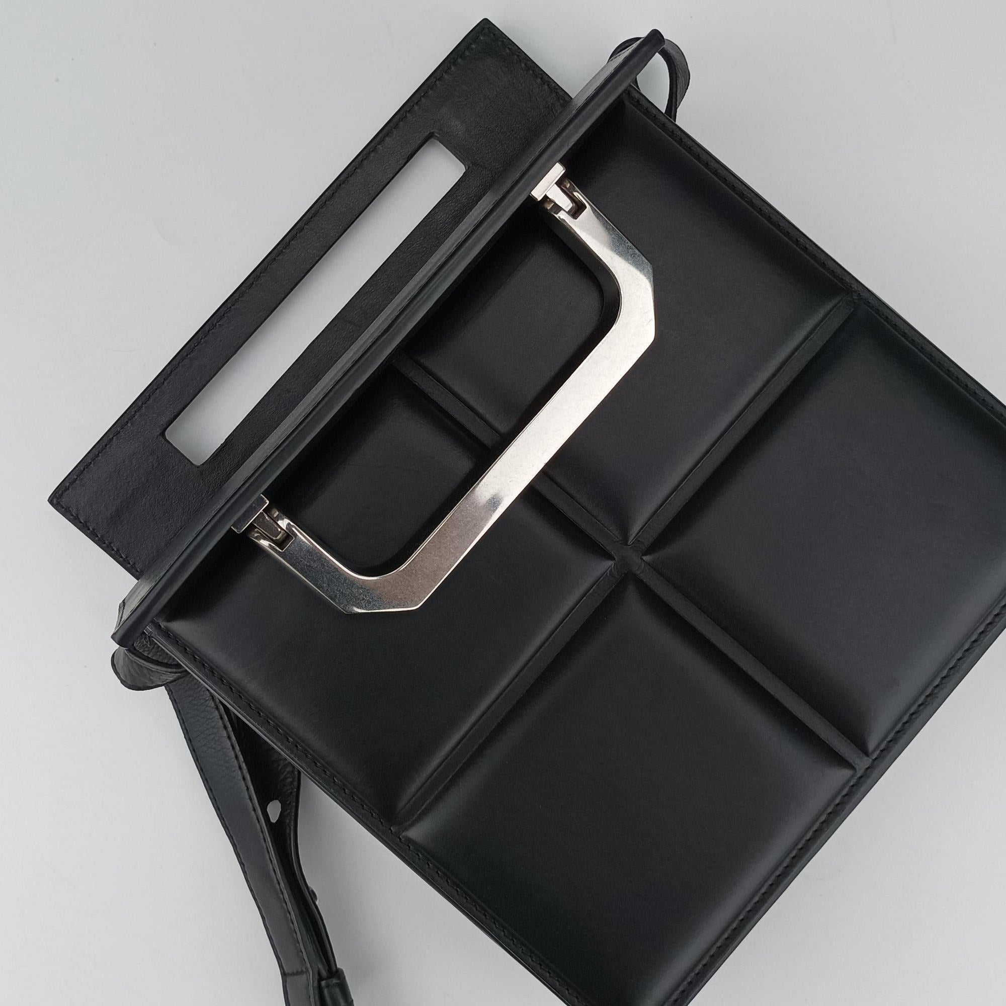 Padded Messenger Mini Trunk Black lambskin IC Chipパデッド メッセンジャー ミニトランク ブラック ラムスキン ICチップ
