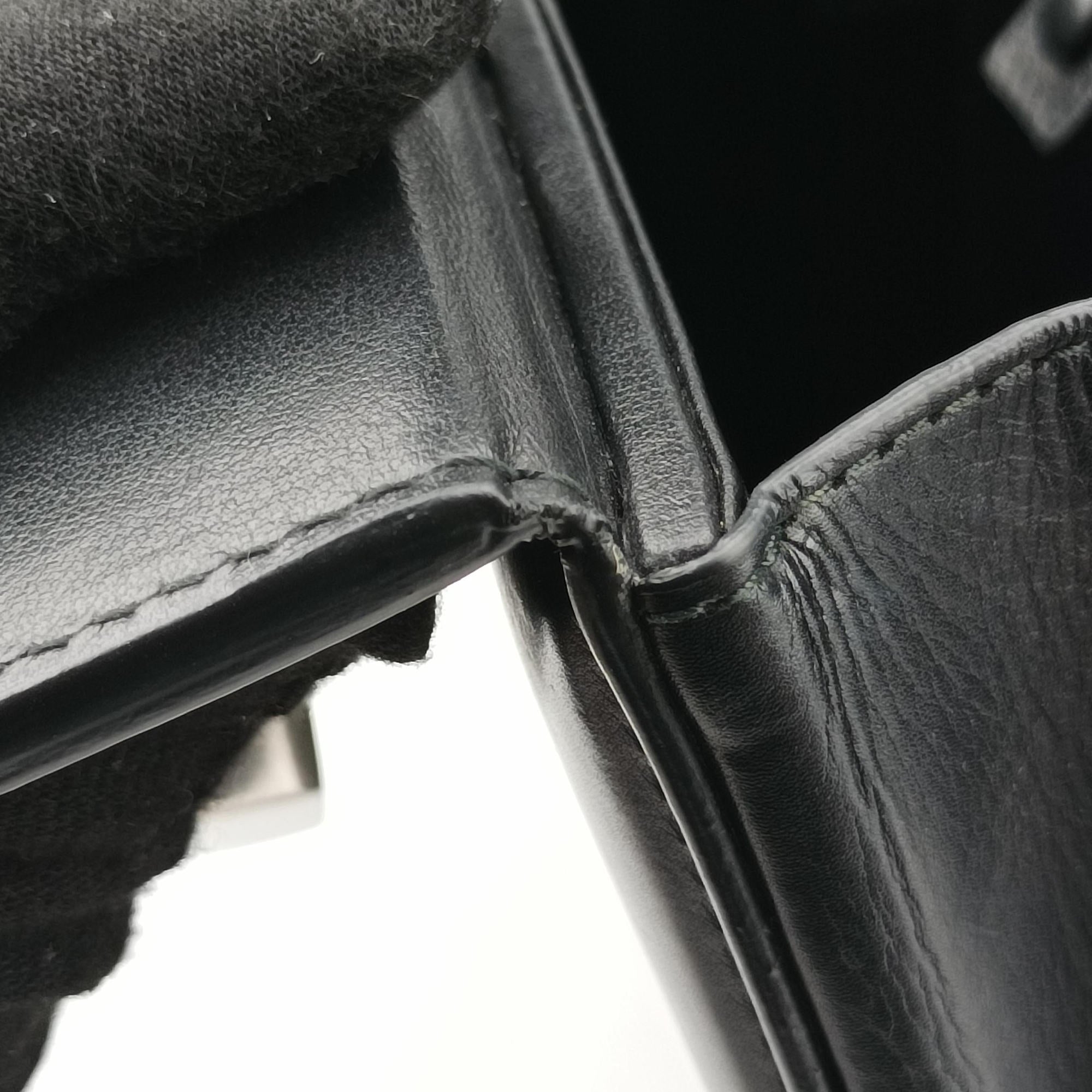 Padded Messenger Mini Trunk Black lambskin IC Chipパデッド メッセンジャー ミニトランク ブラック ラムスキン ICチップ