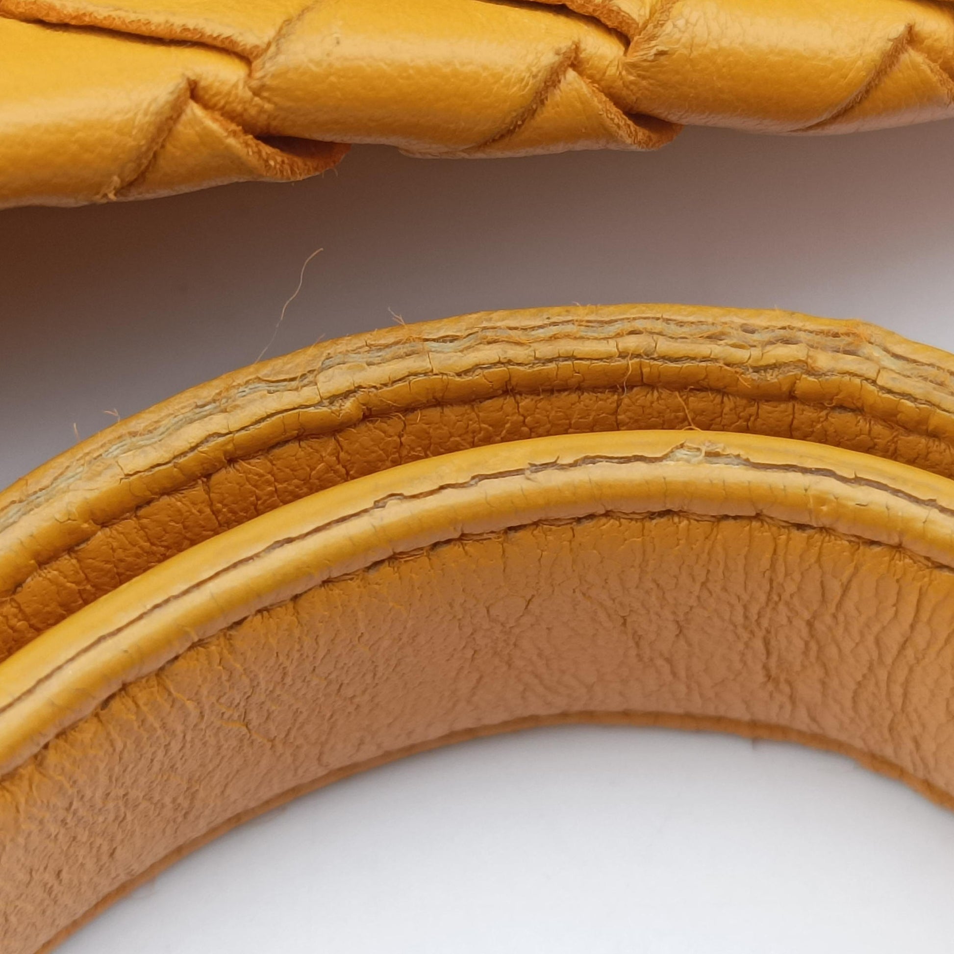 Cesta Intrecciato Orange lambskin B01643039Rセスタ イントレチャート オレンジ ラムスキン B01643039R