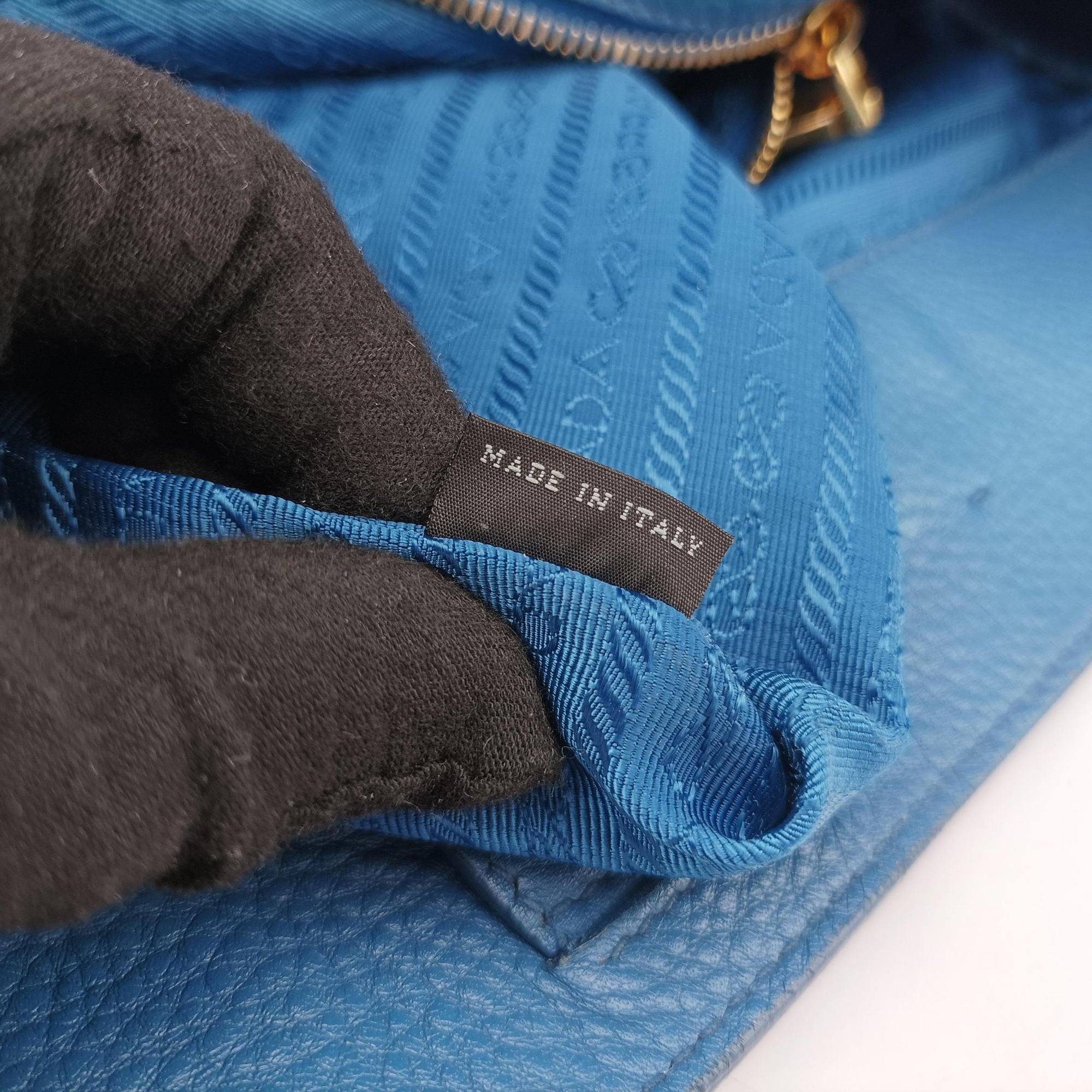 Vitello Phoenix Blue Leather BN1713 102ヴィテロ フェニックス ブルー レザー BN1713 102