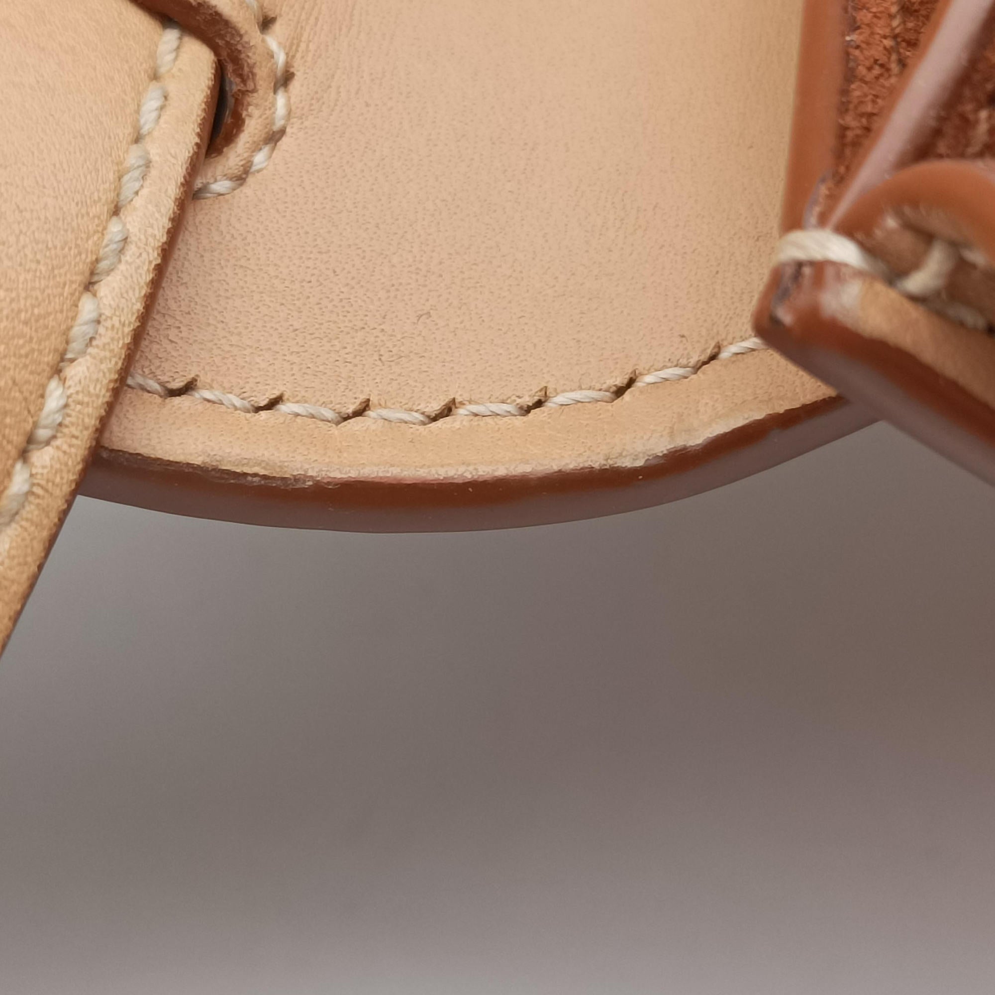 KAIA Beige Leather 619740 GNR619740.0920カイア ベージュ レザー 619740 GNR619740.0920