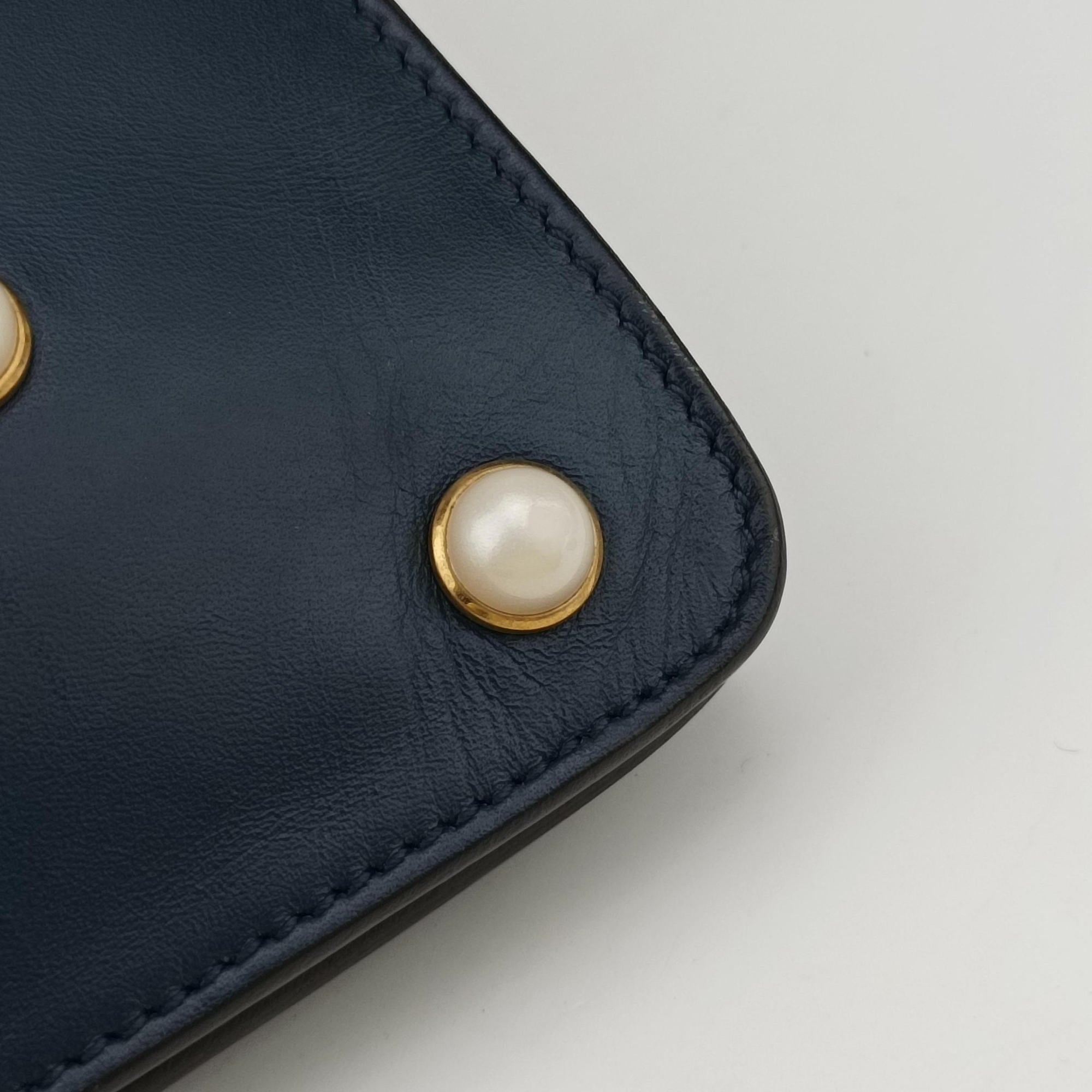 Queen Margaret Navy Leather 453778 F022216287クイーン マーガレット ネイビー レザー 453778 F022216287