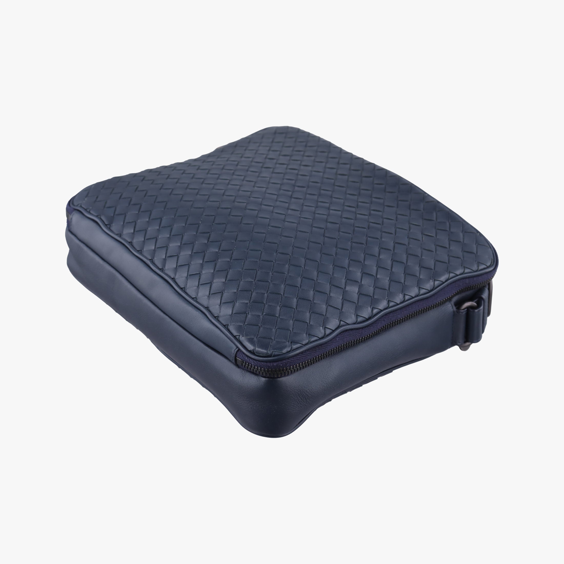Intrecciato Navy lambskin B07532575Mイントレチャート ネイビー ラムスキン B07532575M