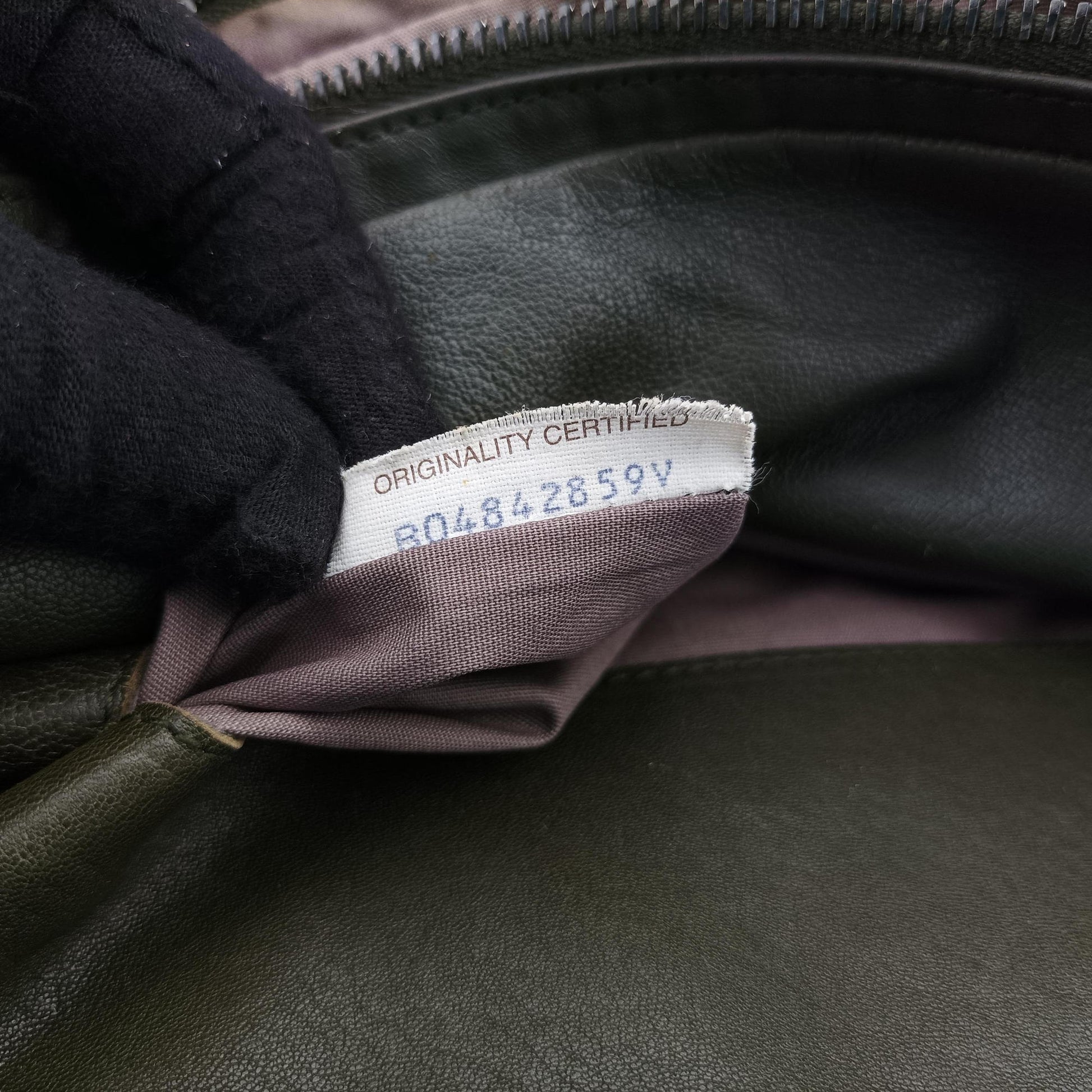 Intrecciato Green lambskin B04842859Vイントレチャート グリーン ラムスキン B04842859V