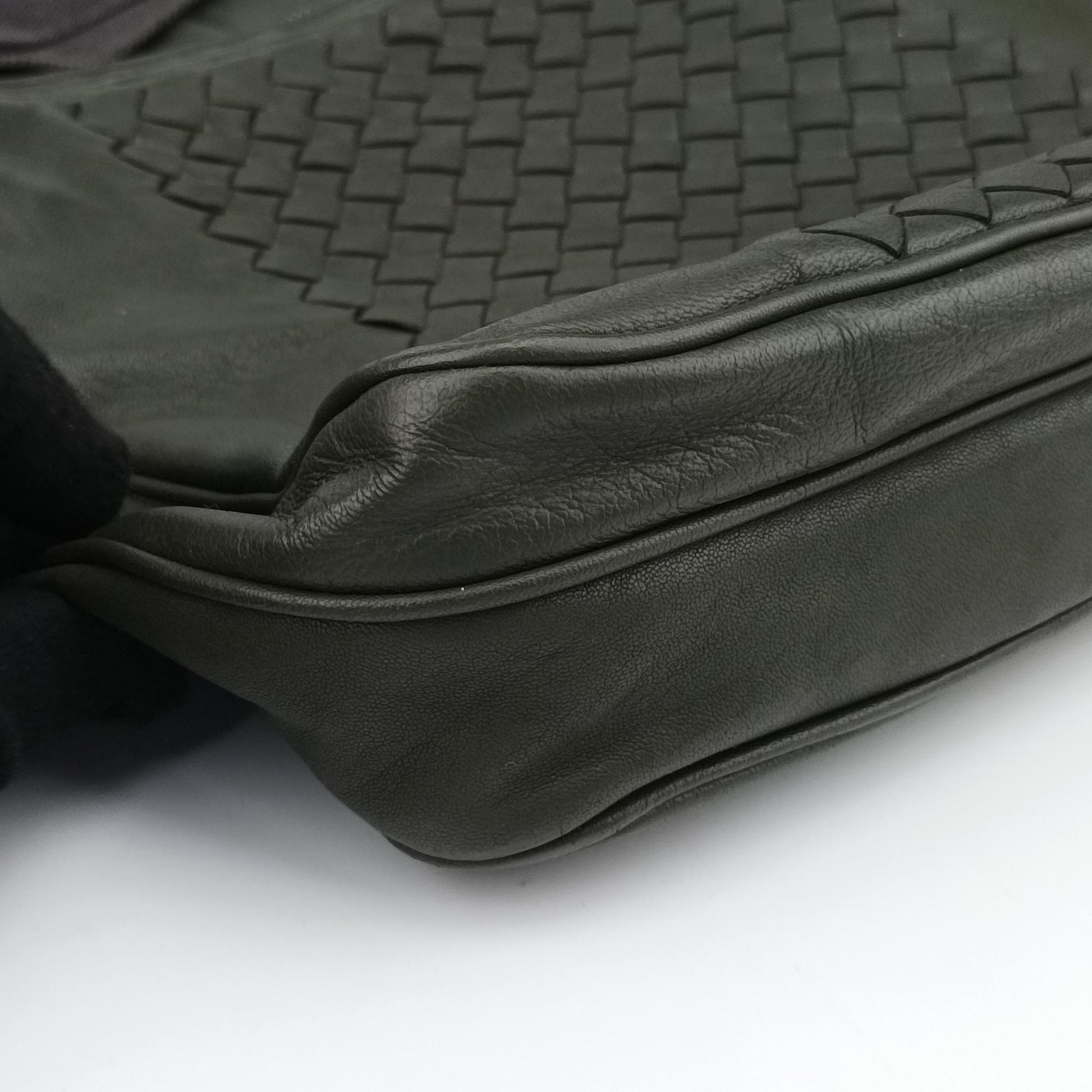 Intrecciato Green lambskin B04842859Vイントレチャート グリーン ラムスキン B04842859V