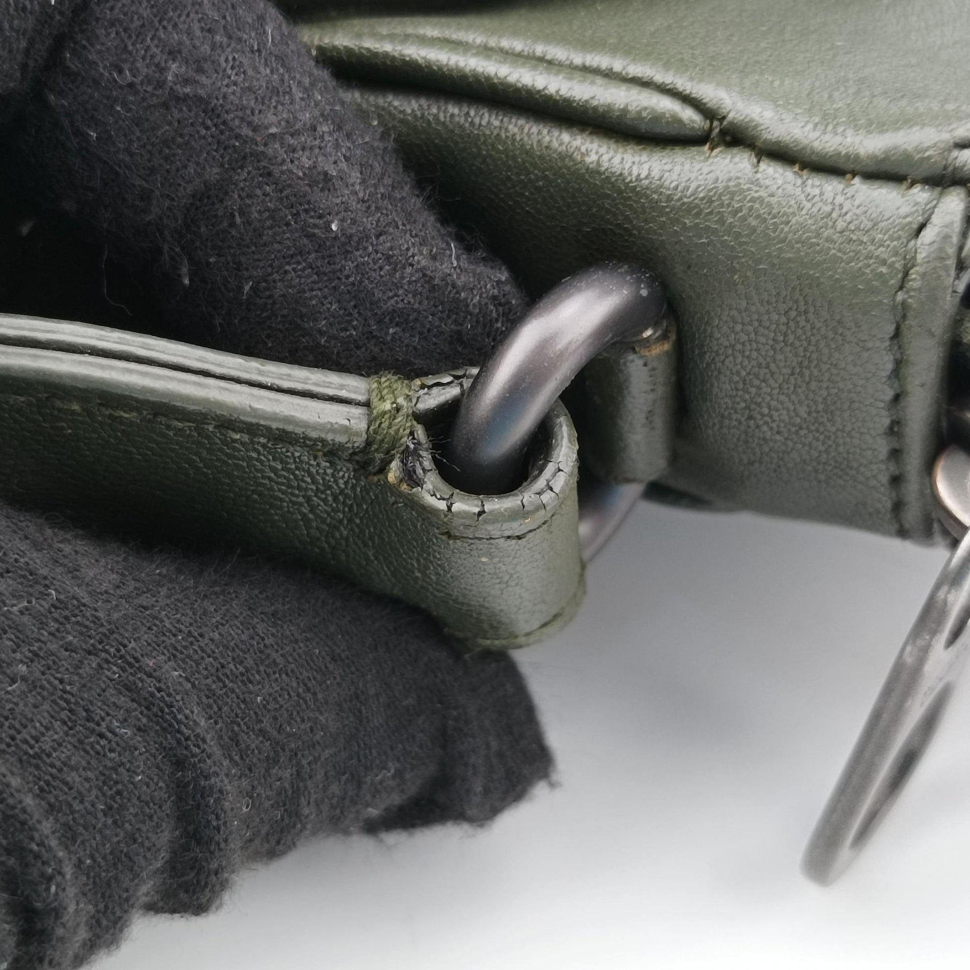 Intrecciato Green lambskin B04842859Vイントレチャート グリーン ラムスキン B04842859V