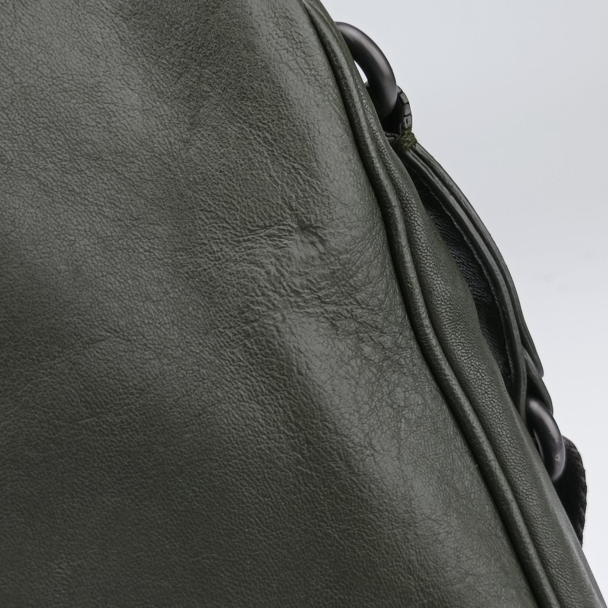 Intrecciato Green lambskin B04842859Vイントレチャート グリーン ラムスキン B04842859V