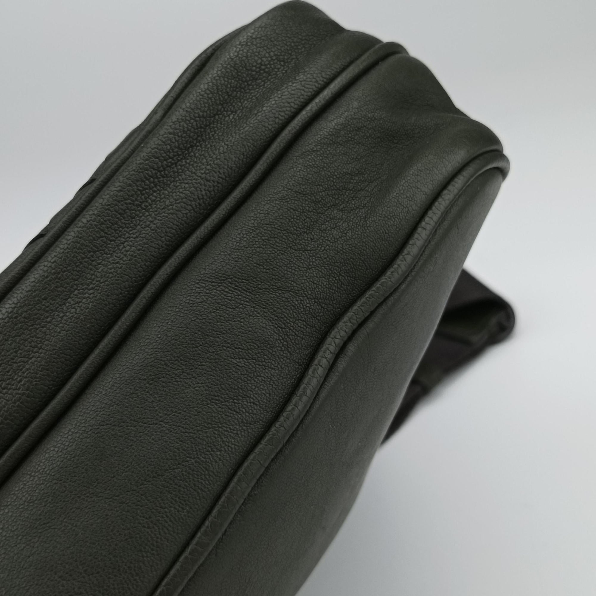 Intrecciato Green lambskin B04842859Vイントレチャート グリーン ラムスキン B04842859V