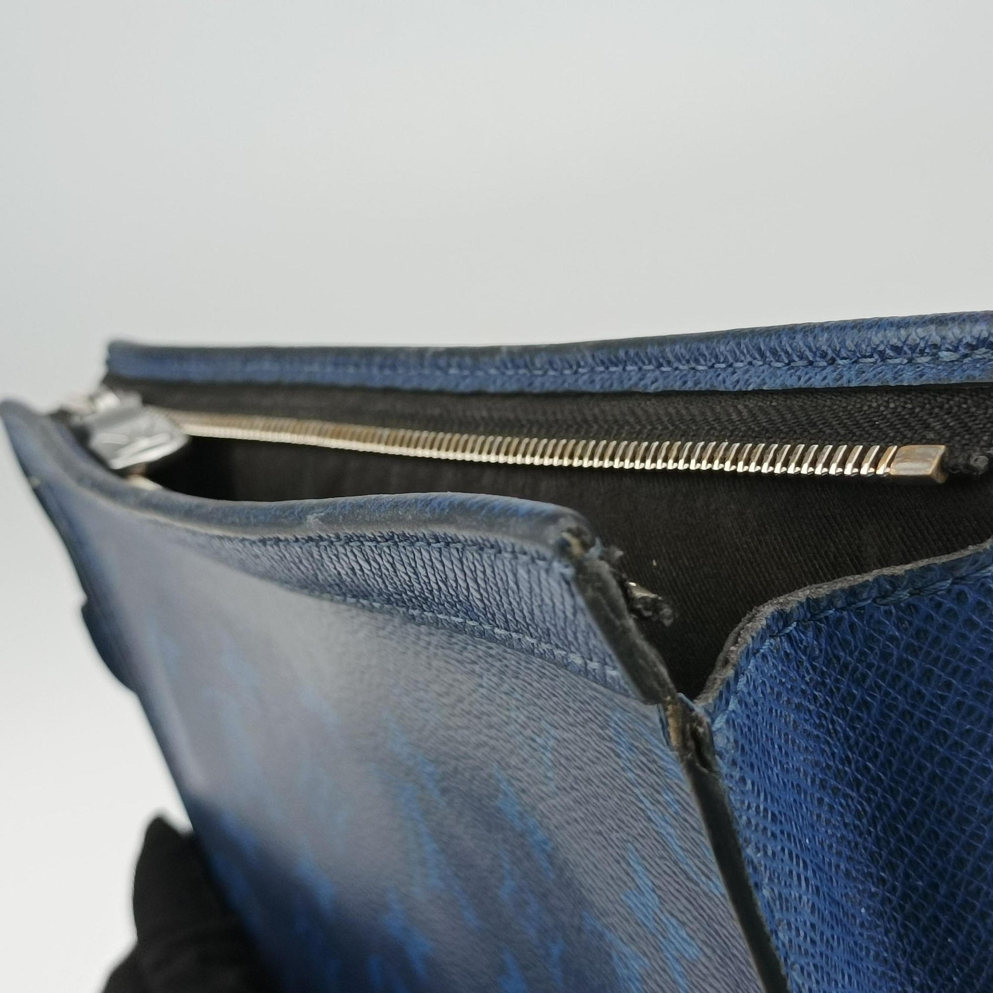 Taigarama Pochette Voyage MM Cobalt × Pacific Blue Taiga Leather × Canvas M30423 IC Chipタイガラマ ポシェット・ヴォワヤージュ MM コバルト × パシフィック・ブルー タイガ・レザー × モノグラム M30423 ICチップ