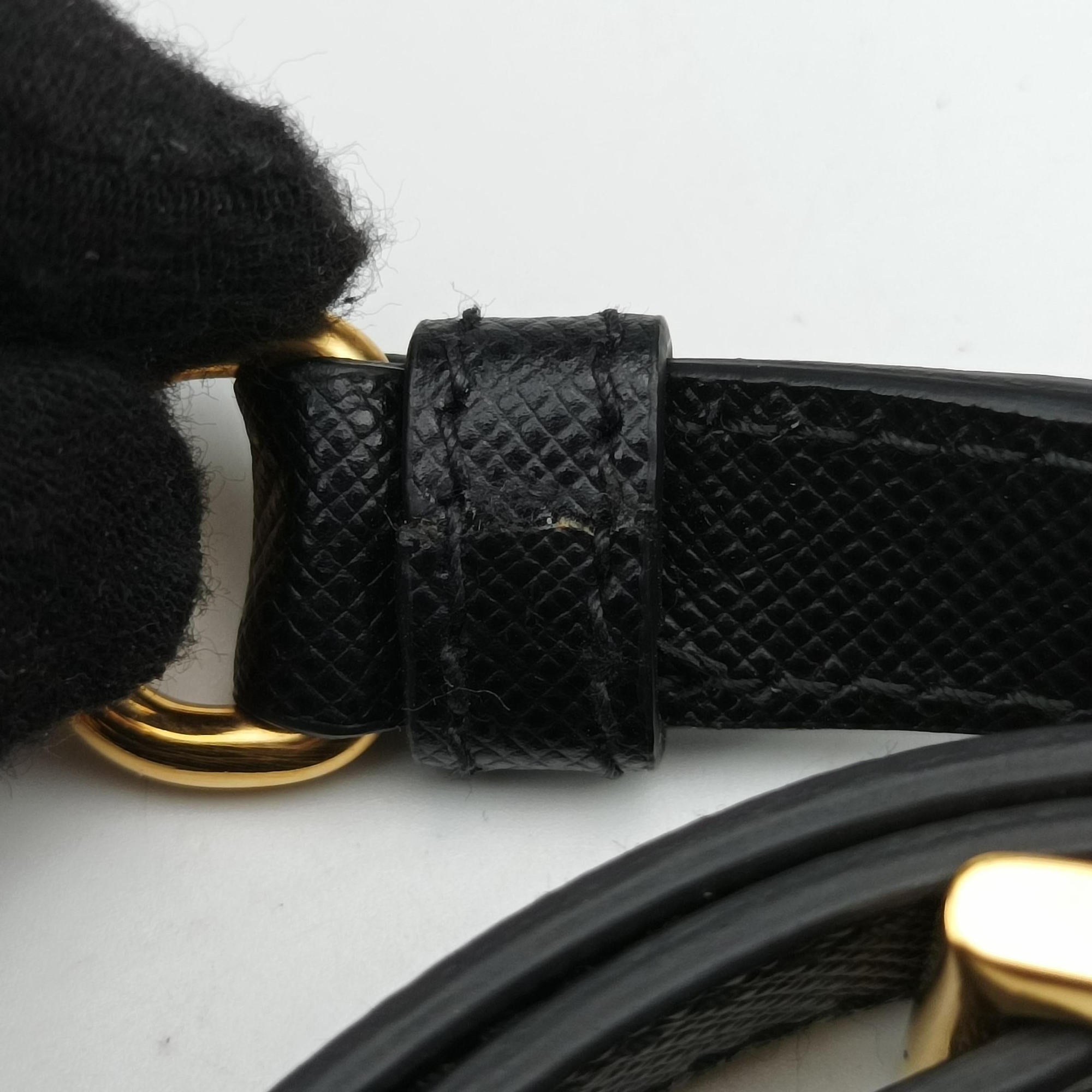 Galleria Black SAFFIANO Leather 1BA274 25ガレリア ブラック サフィアーノレザー 1BA274 25