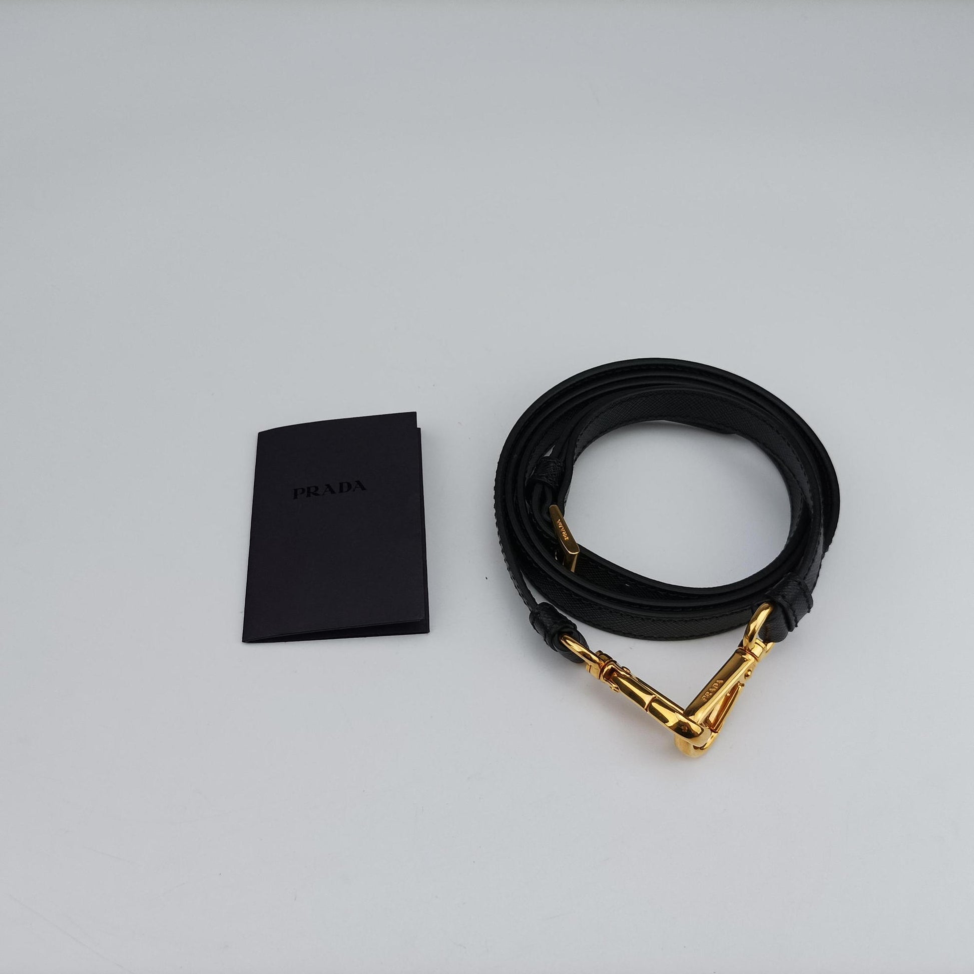 Galleria Black SAFFIANO Leather 1BA274 25ガレリア ブラック サフィアーノレザー 1BA274 25