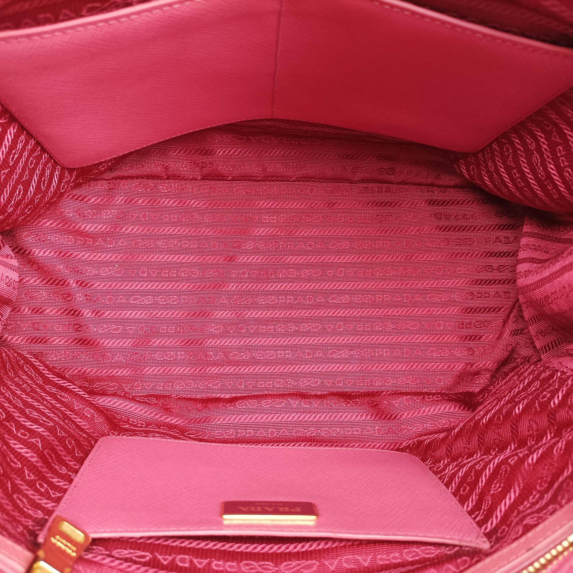 Galleria Pink SAFFIANO Leather BN1786 173ガレリア ピンク サフィアーノレザー BN1786 173