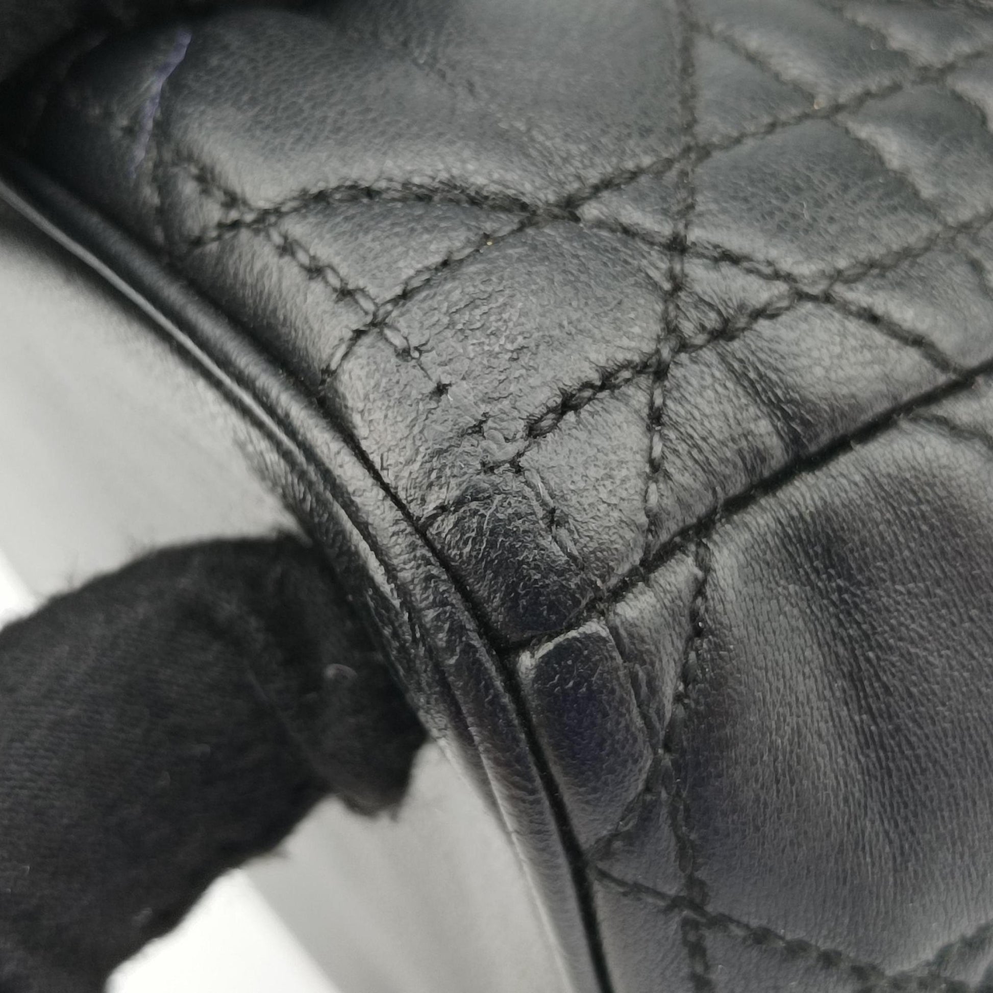 Lady Dior Black lambskin 26-MA-0120レディディオール ブラック ラムスキン 26-MA-0120