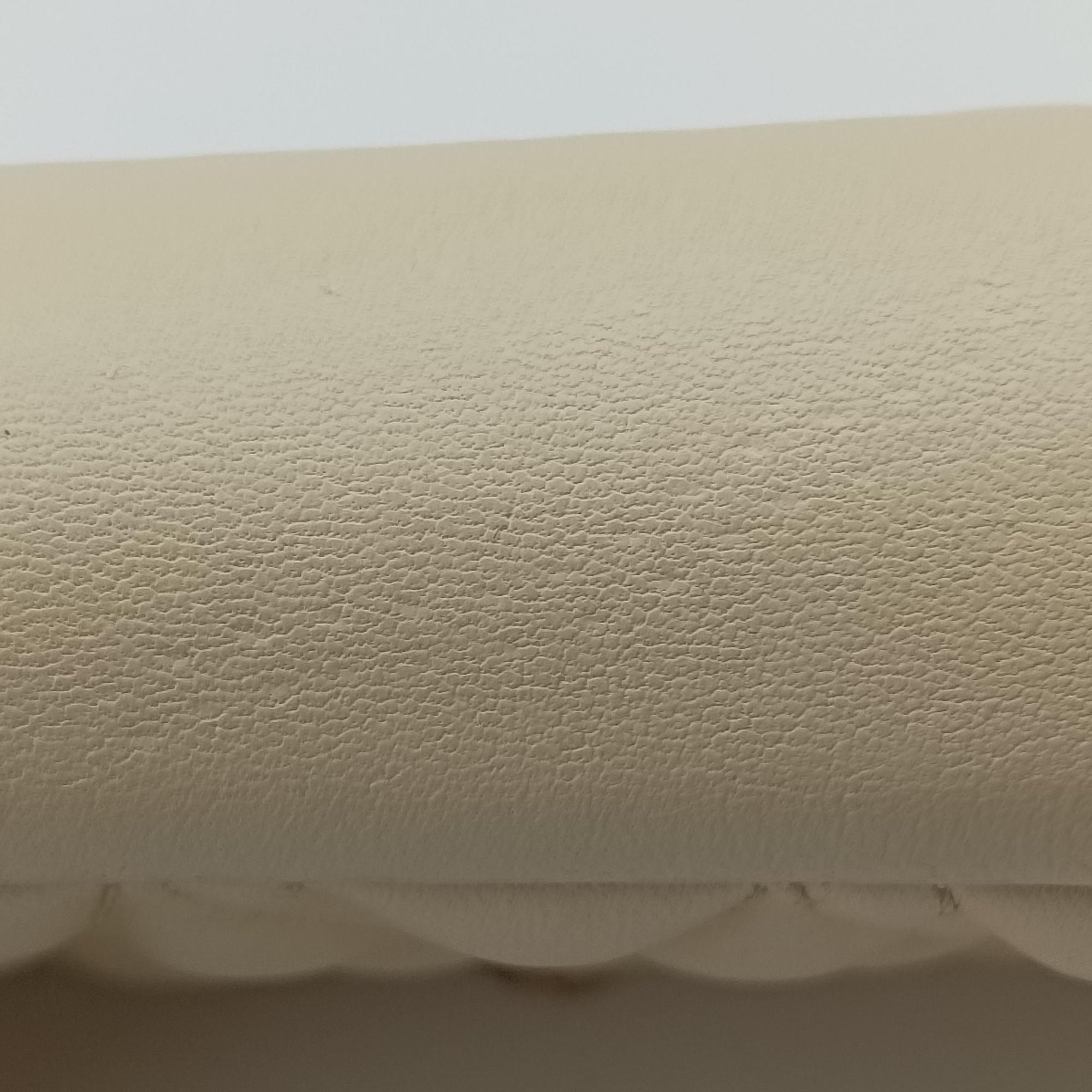 Virtus Beige Leather IC Chipヴィルトゥス ベージュ レザー ICチップ