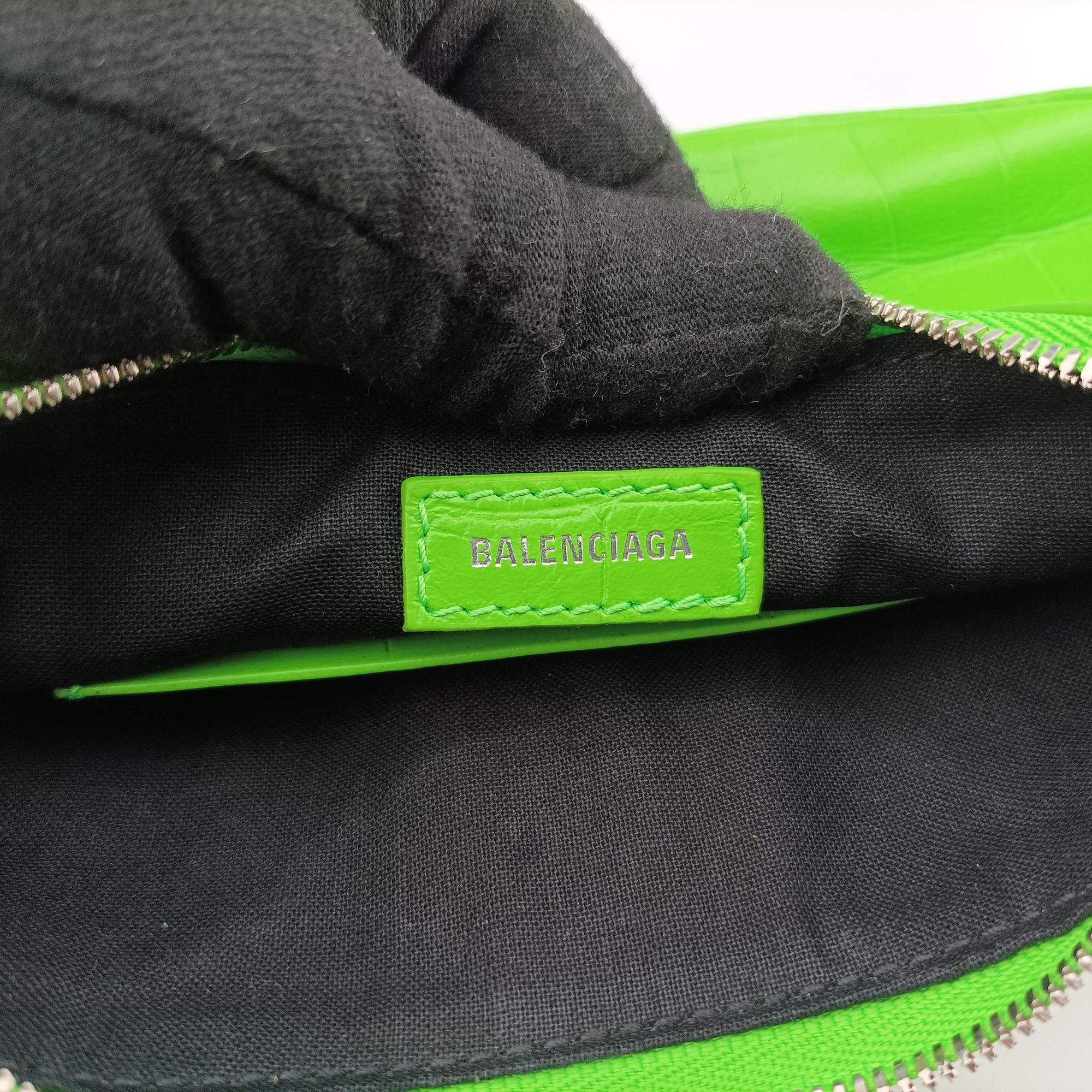 Le Cagole Green lambskin 695814.3817.Q.000959ルカゴール グリーン ラムスキン 695814.3817.Q.000959