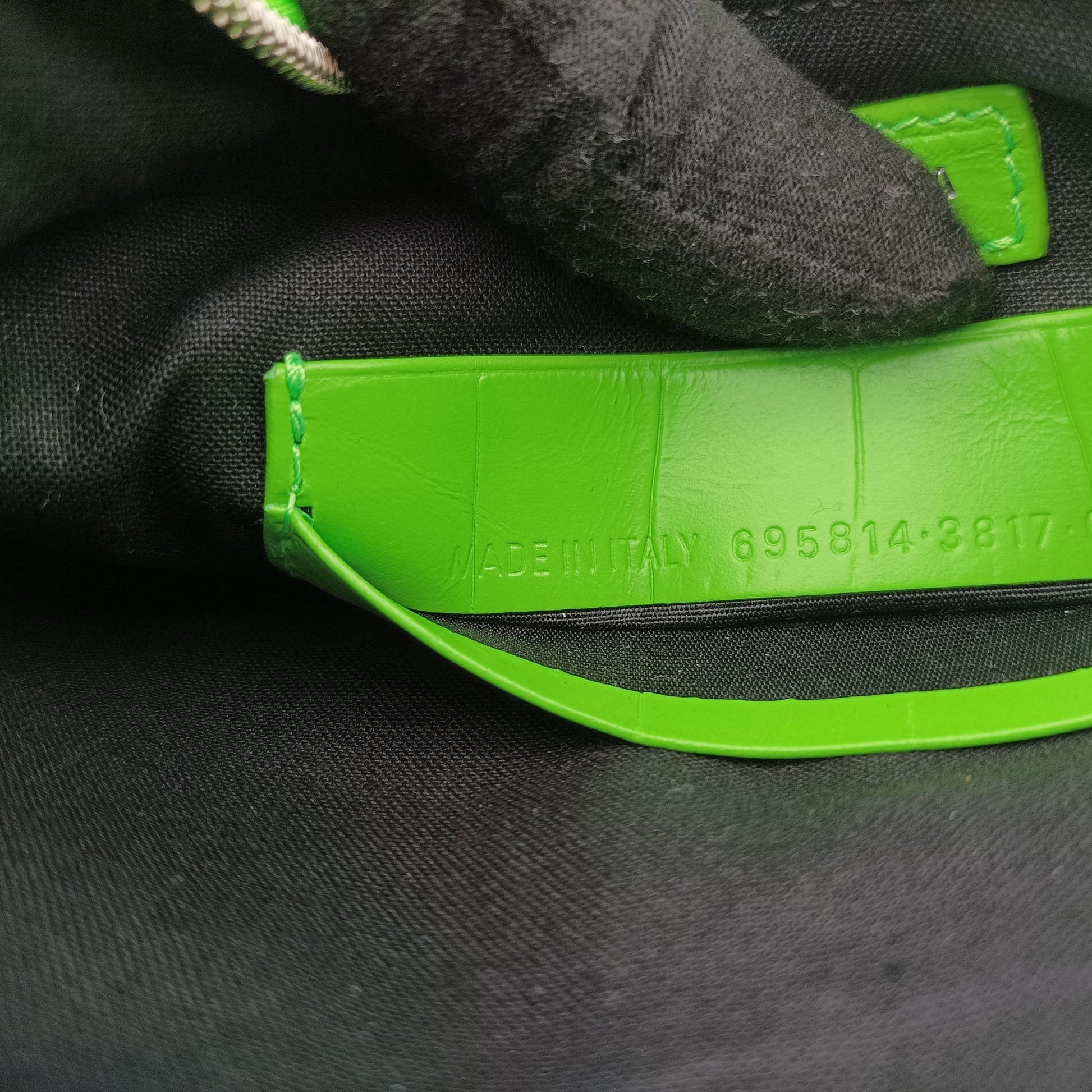 Le Cagole Green lambskin 695814.3817.Q.000959ルカゴール グリーン ラムスキン 695814.3817.Q.000959