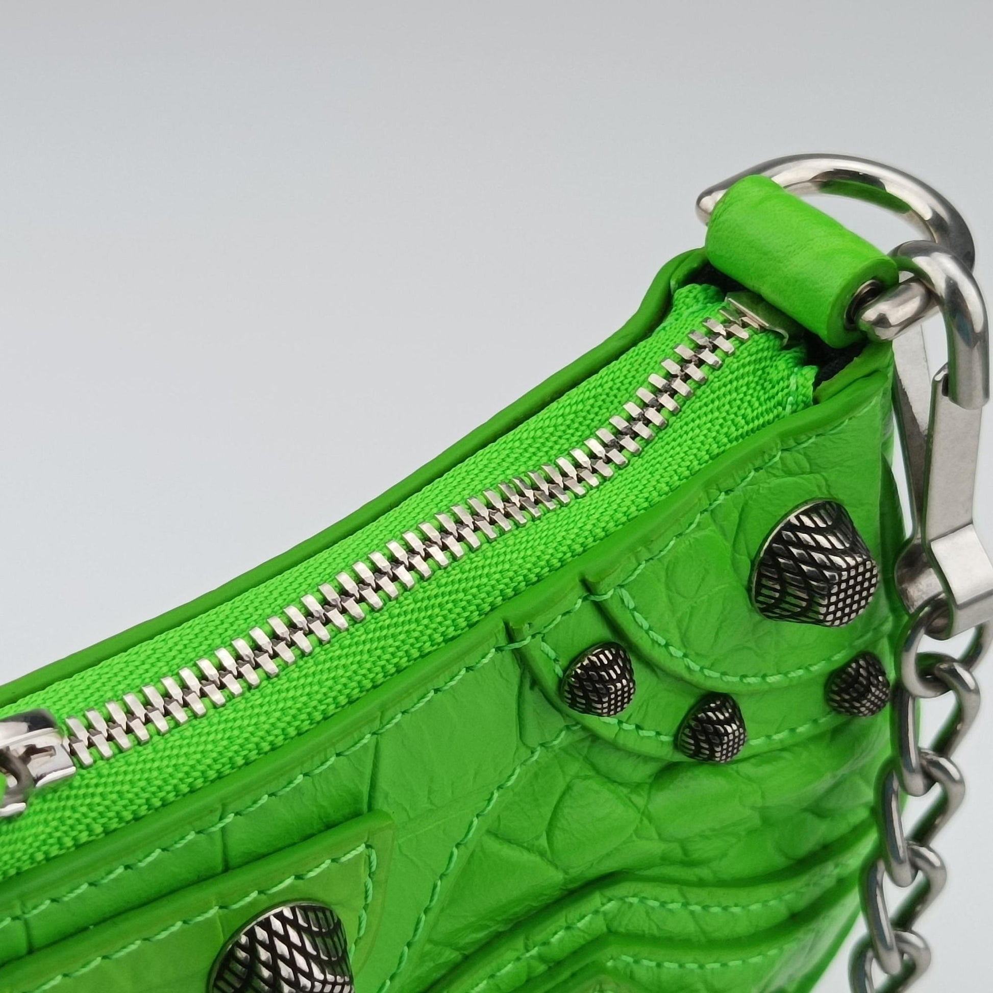 Le Cagole Green lambskin 695814.3817.Q.000959ルカゴール グリーン ラムスキン 695814.3817.Q.000959