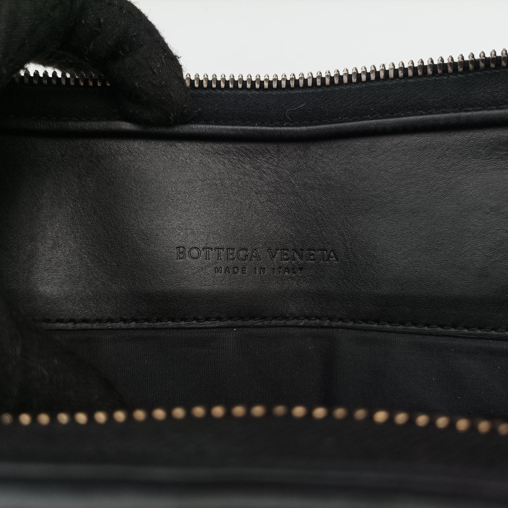 Intrecciato Black lambskin B03022448Uイントレチャート ブラック ラムスキン B03022448U