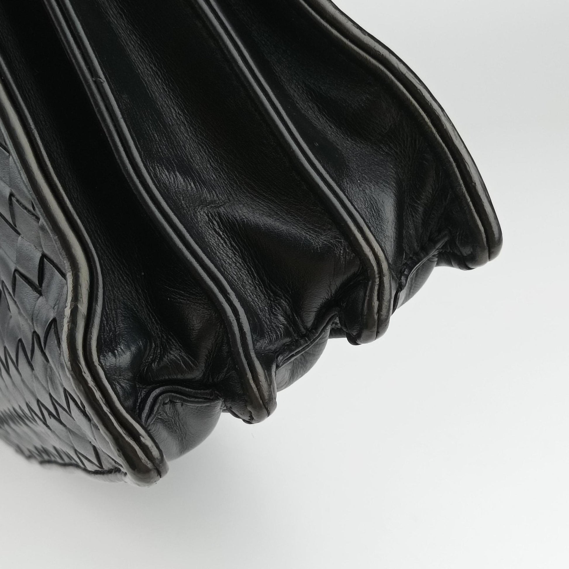 Intrecciato Black lambskin B03022448Uイントレチャート ブラック ラムスキン B03022448U