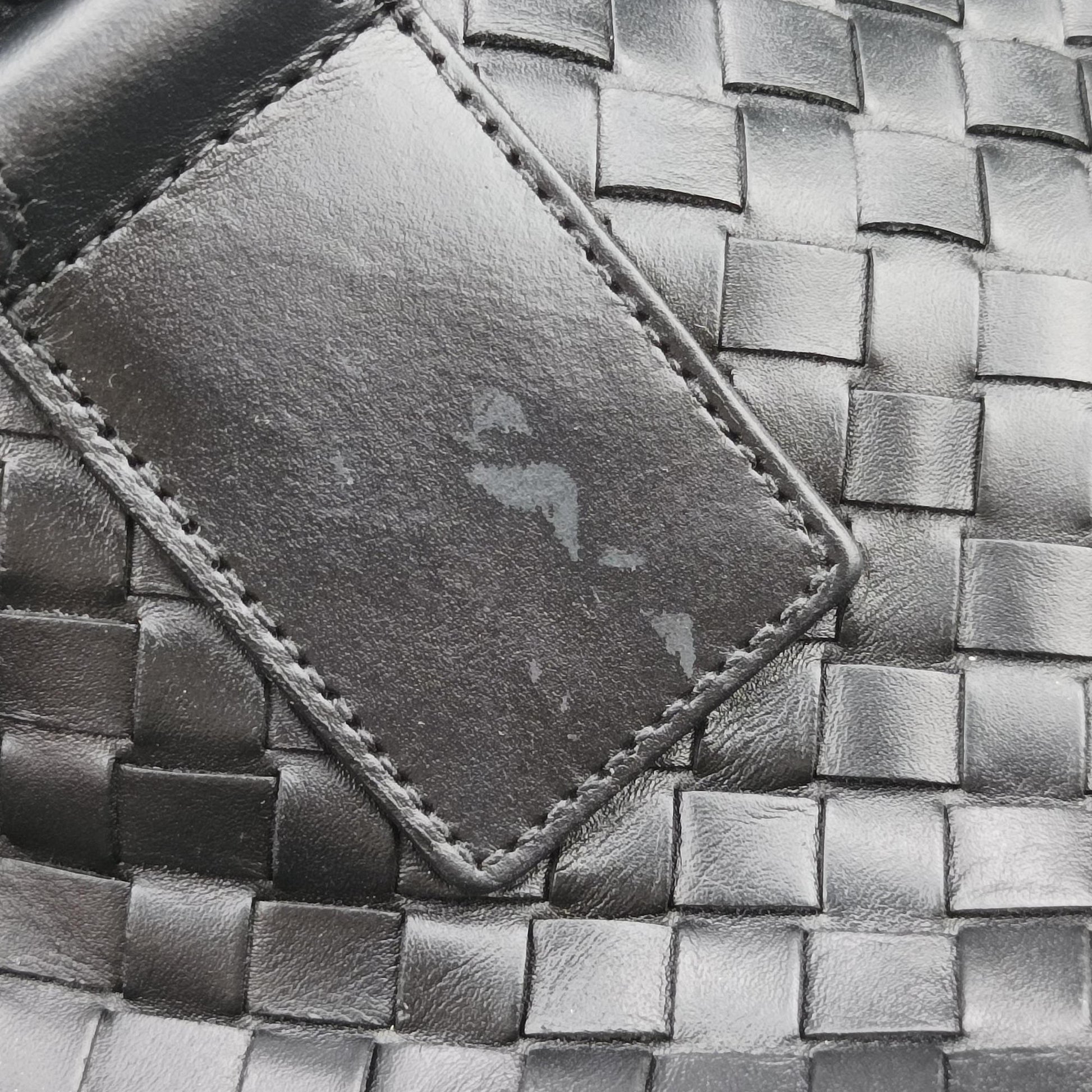Intrecciato Black lambskin B03022448Uイントレチャート ブラック ラムスキン B03022448U