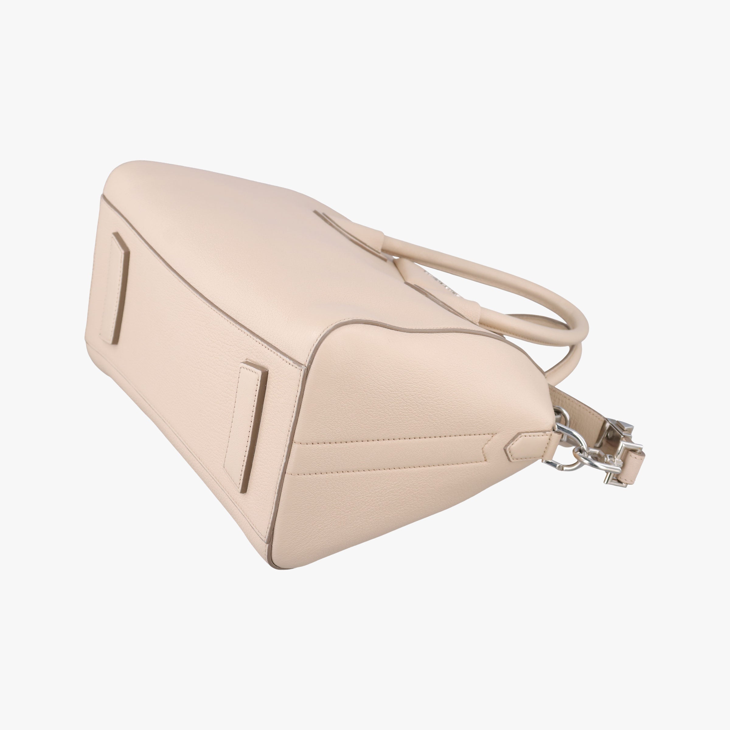 Antigona Beige Leather ZE D 1106アンティゴナ ベージュ レザー ZE D 1106