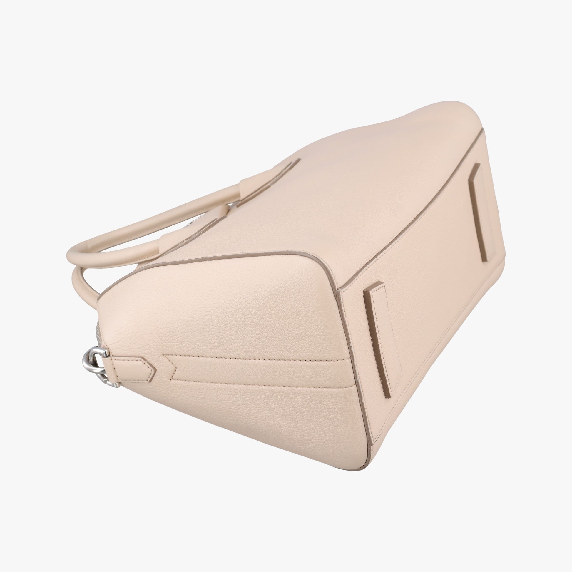 Antigona Beige Leather ZE D 1106アンティゴナ ベージュ レザー ZE D 1106