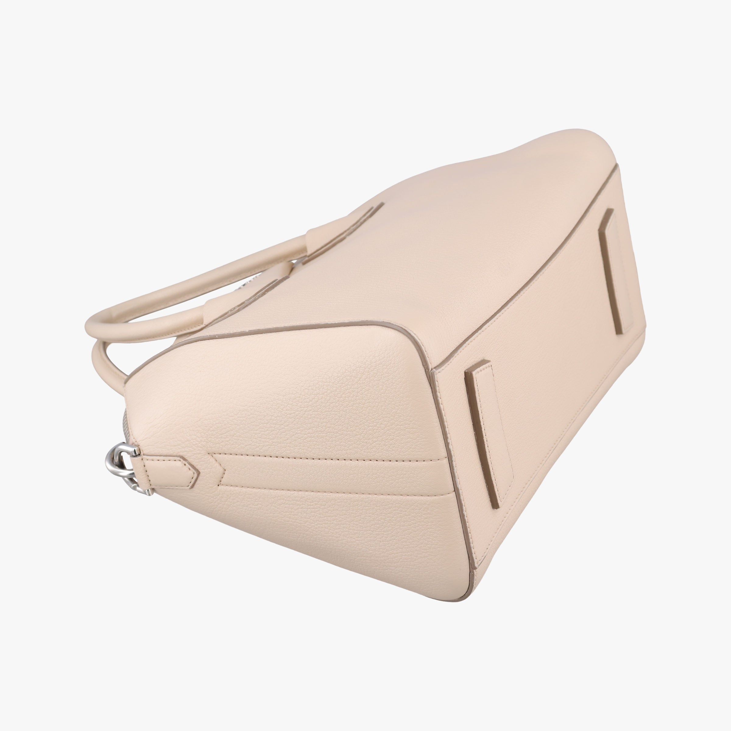 Antigona Beige Leather ZE D 1106アンティゴナ ベージュ レザー ZE D 1106