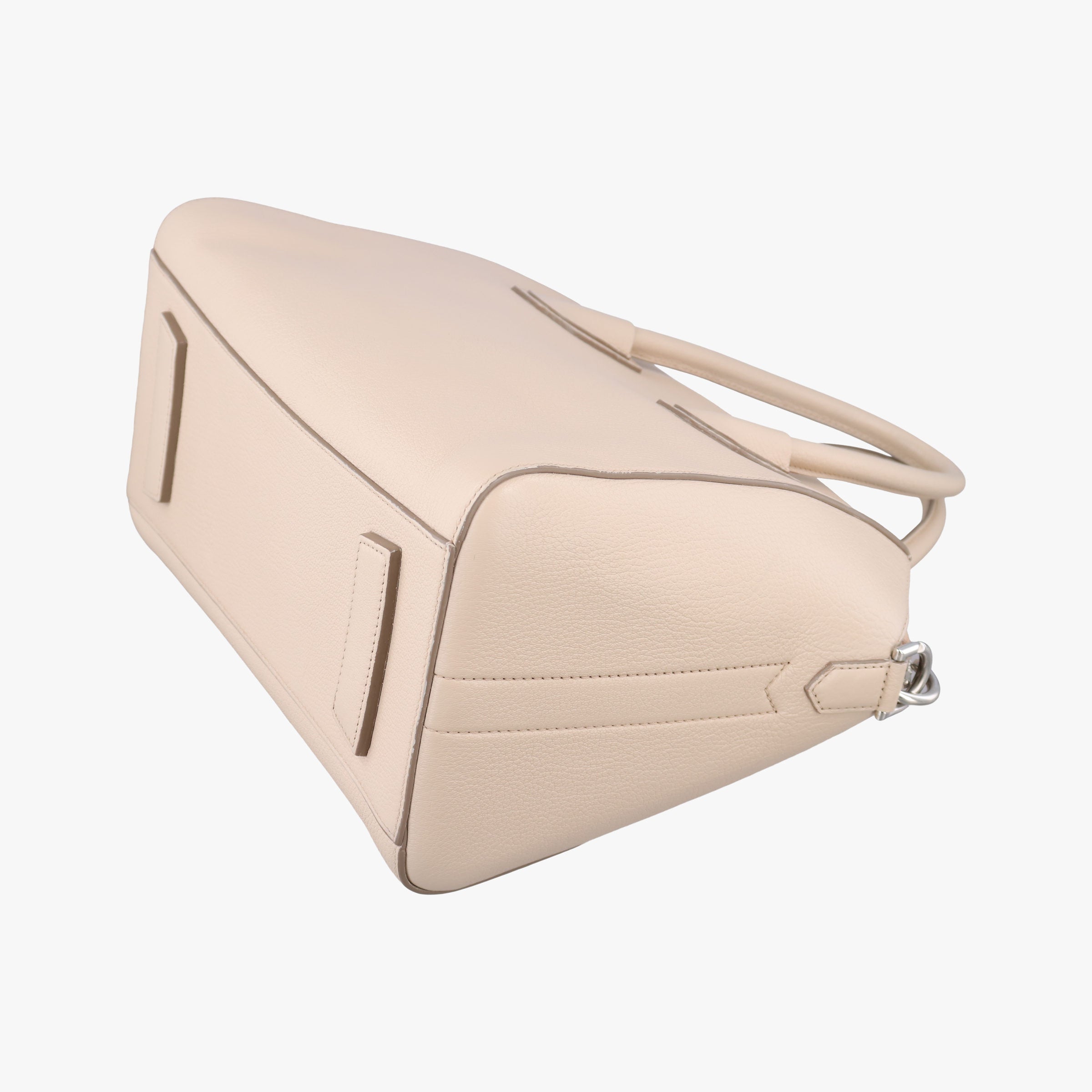 Antigona Beige Leather ZE D 1106アンティゴナ ベージュ レザー ZE D 1106