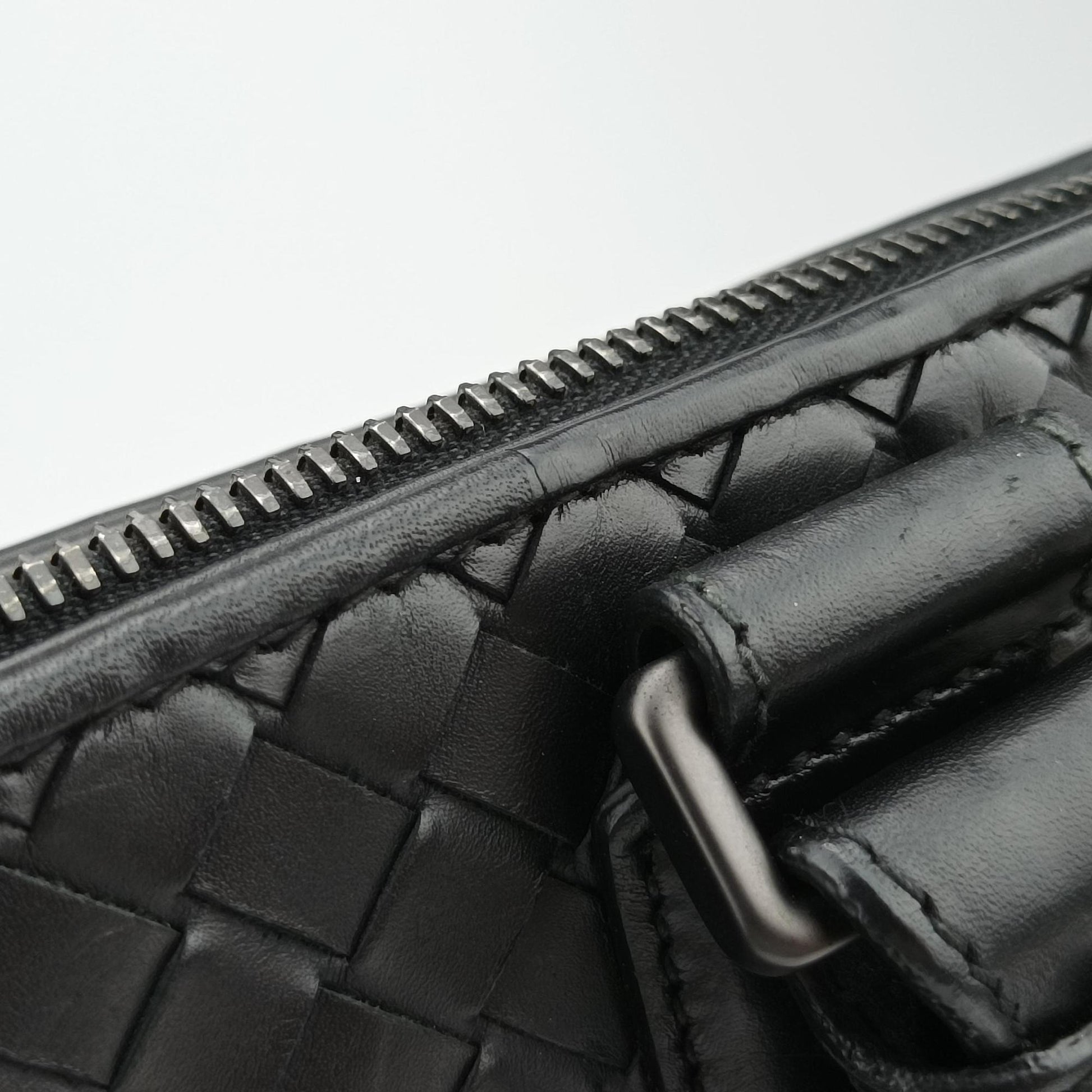 Intrecciato Black lambskin B00613120Nイントレチャート ブラック ラムスキン B00613120N