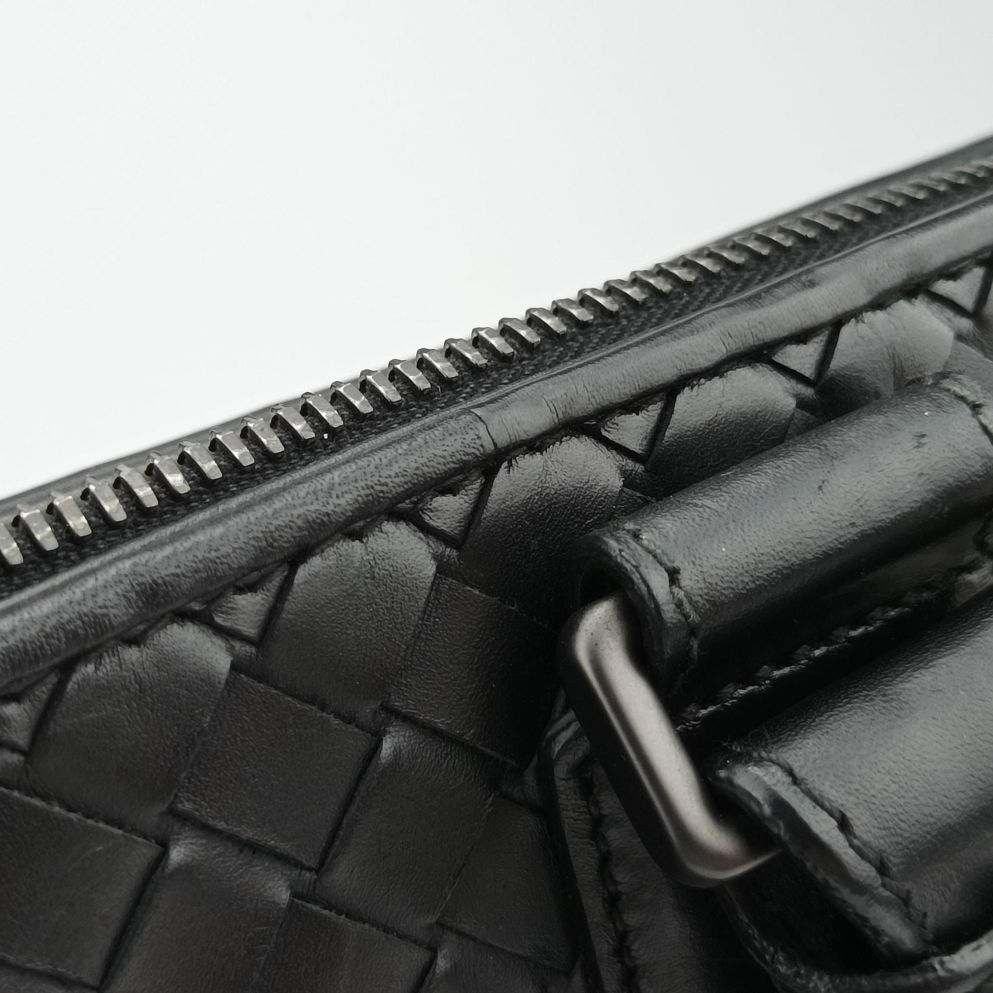 Intrecciato Black lambskin B00613120Nイントレチャート ブラック ラムスキン B00613120N