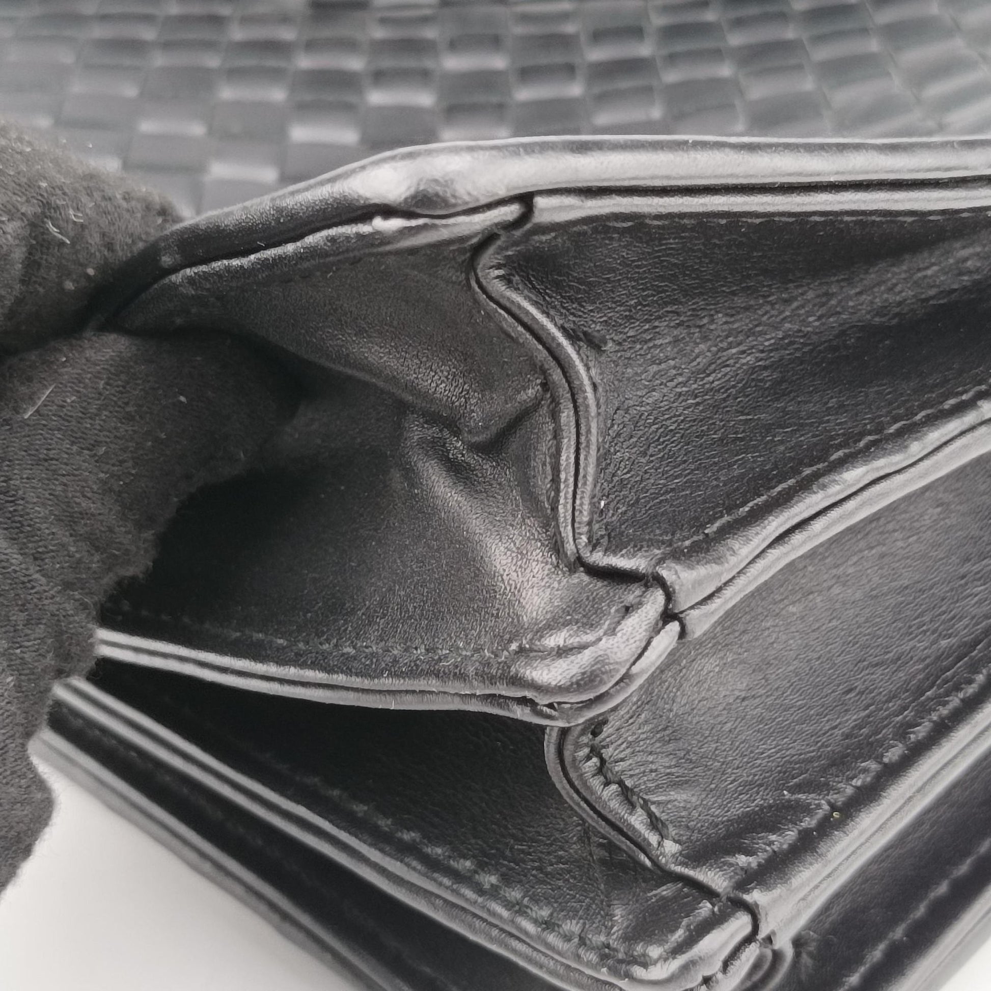 Intrecciato Black lambskin B00613120Nイントレチャート ブラック ラムスキン B00613120N