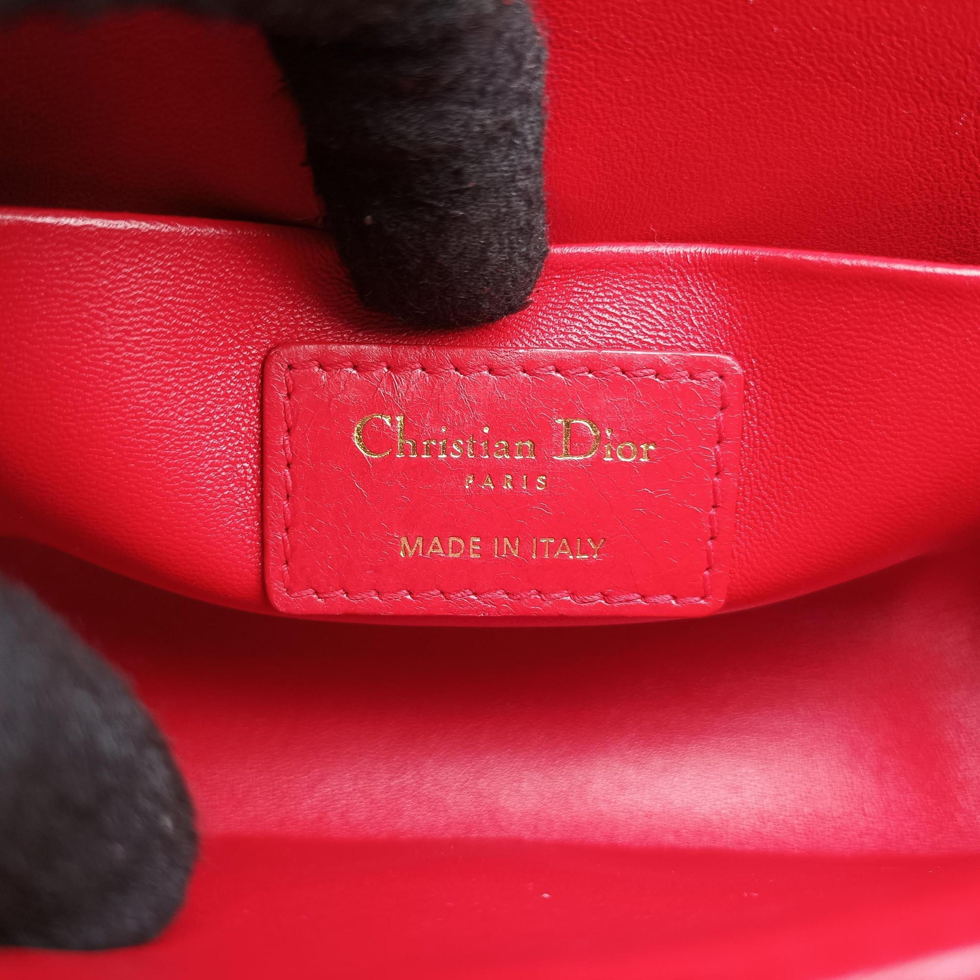 30 MONTAIGNE Red Leather 01-RU-019930モンテーニュ レッド レザー 01-RU-0199