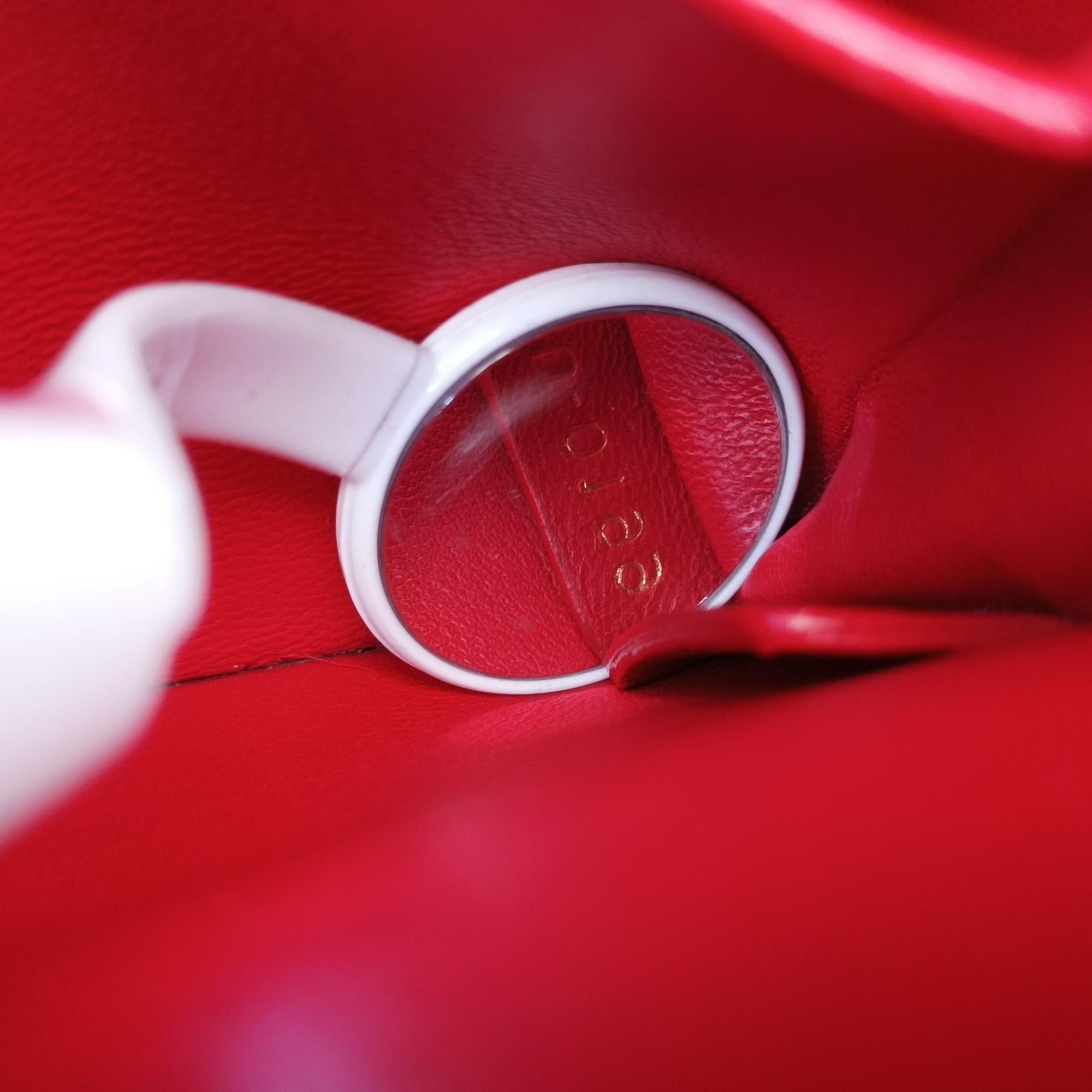 30 MONTAIGNE Red Leather 01-RU-019930モンテーニュ レッド レザー 01-RU-0199