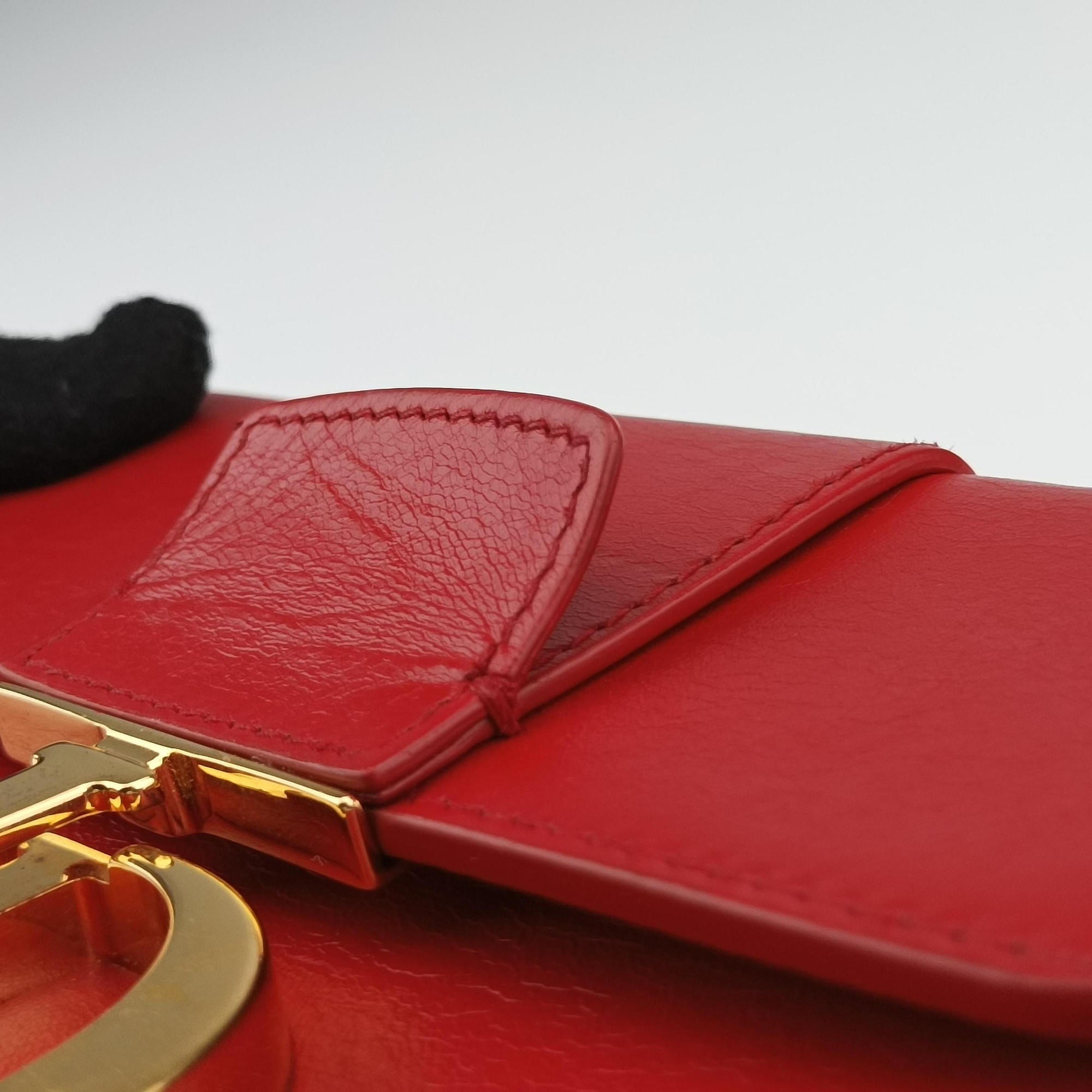 30 MONTAIGNE Red Leather 01-RU-019930モンテーニュ レッド レザー 01-RU-0199