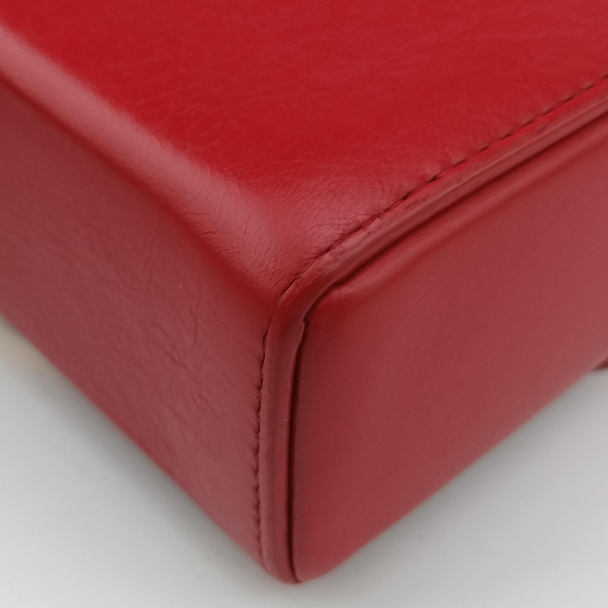 30 MONTAIGNE Red Leather 01-RU-019930モンテーニュ レッド レザー 01-RU-0199
