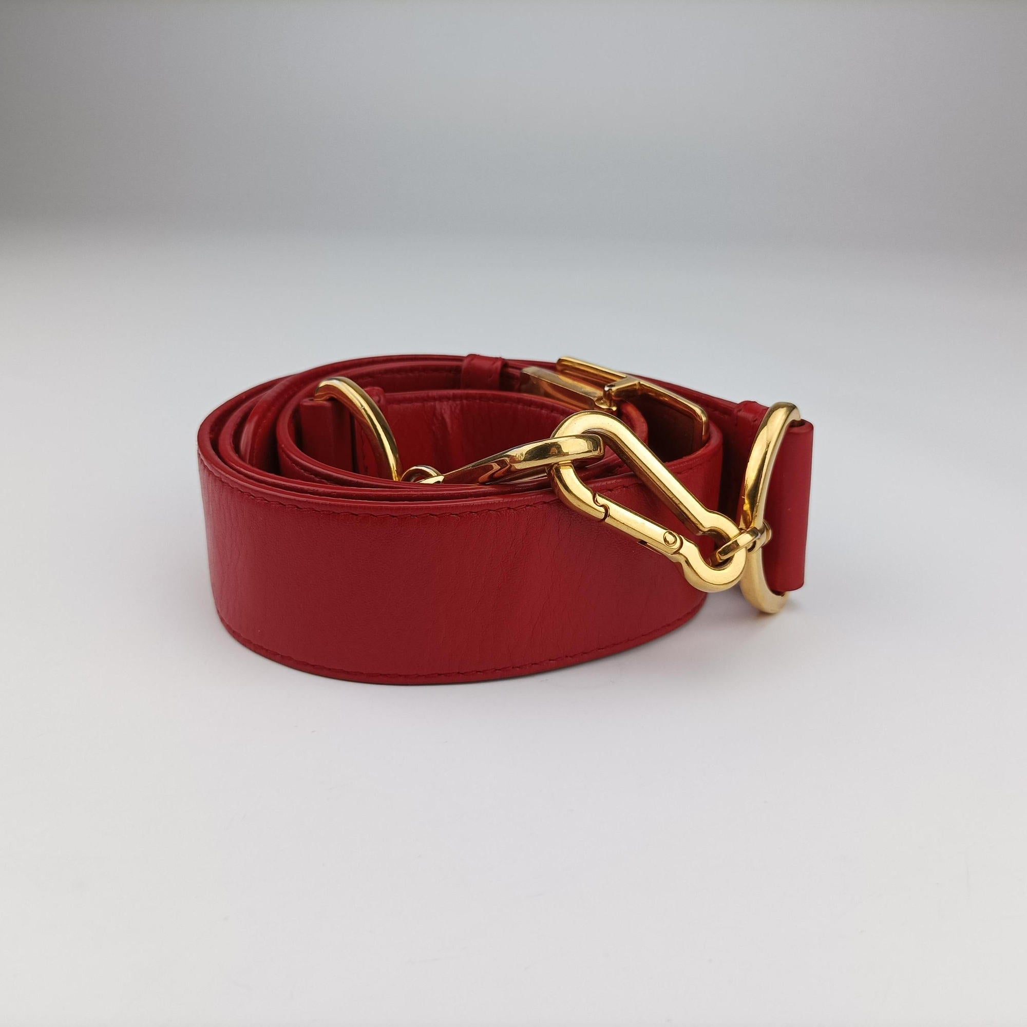 30 MONTAIGNE Red Leather 01-RU-019930モンテーニュ レッド レザー 01-RU-0199